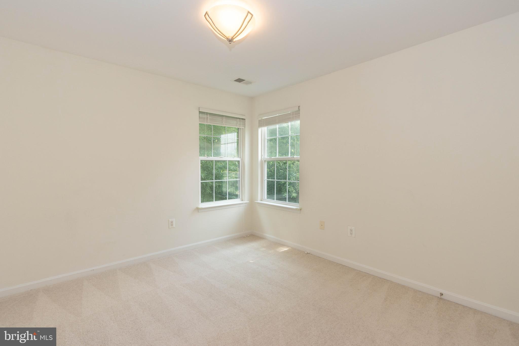 VAN BUREN VILLAGE - Residential Lease