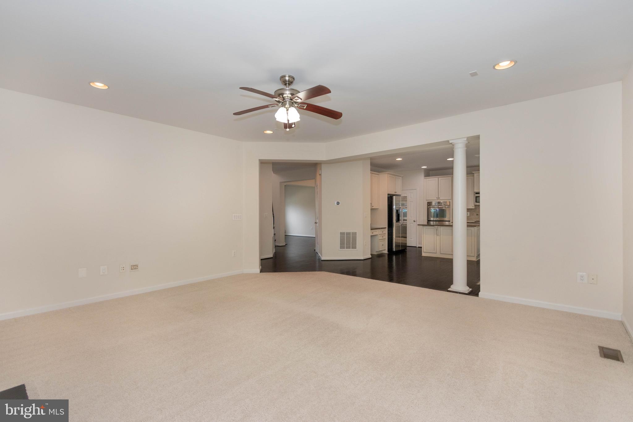 VAN BUREN VILLAGE - Residential Lease