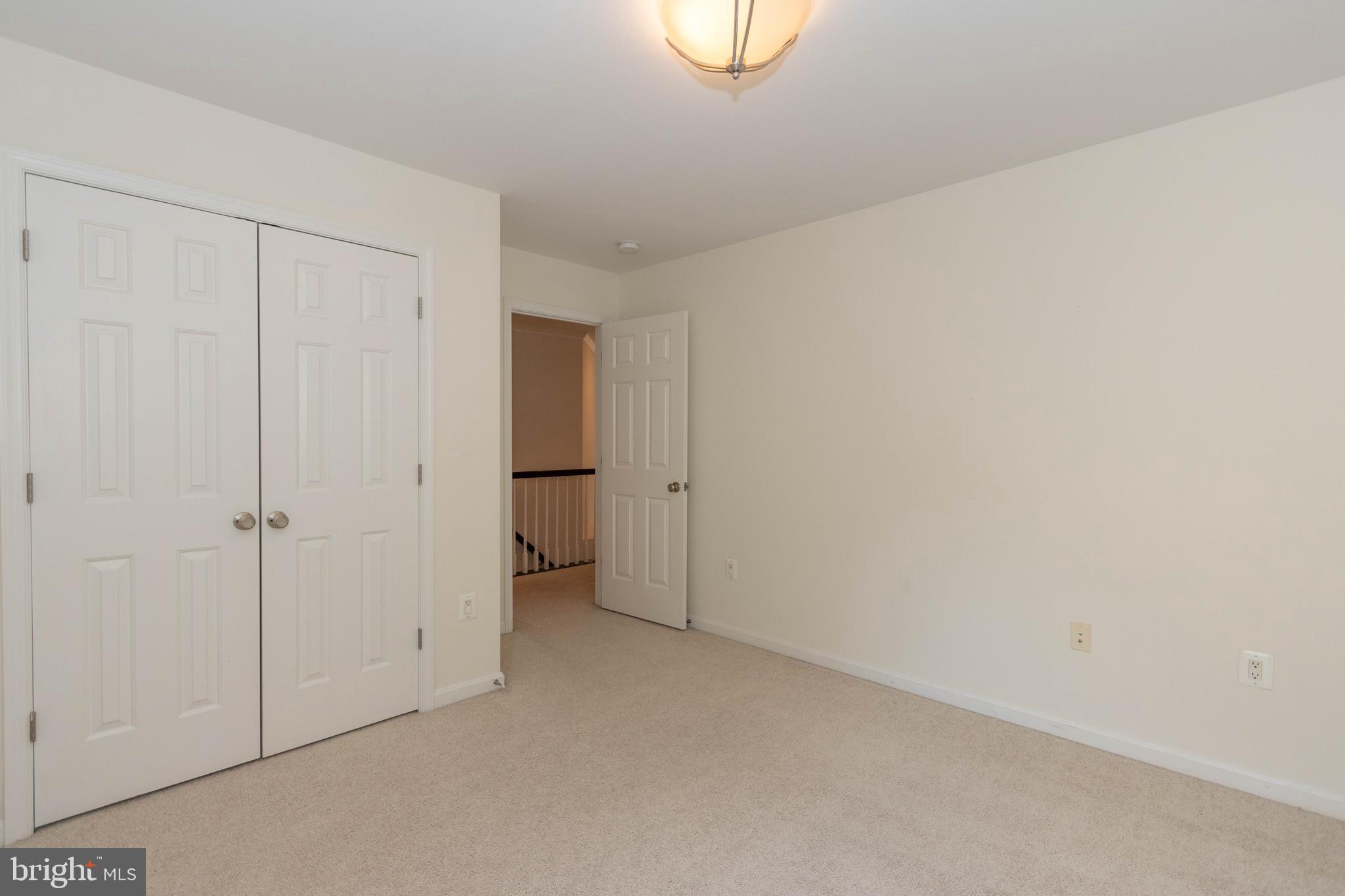 VAN BUREN VILLAGE - Residential Lease