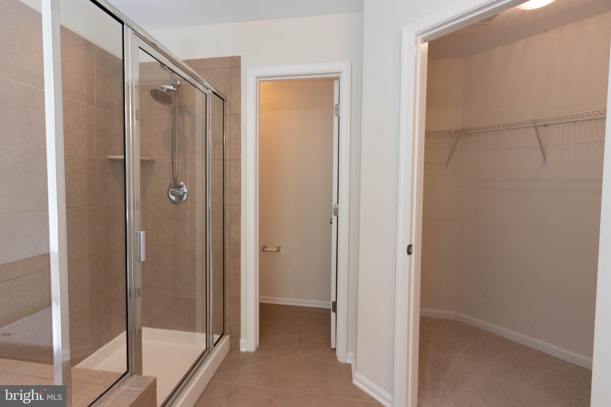 VAN BUREN VILLAGE - Residential Lease