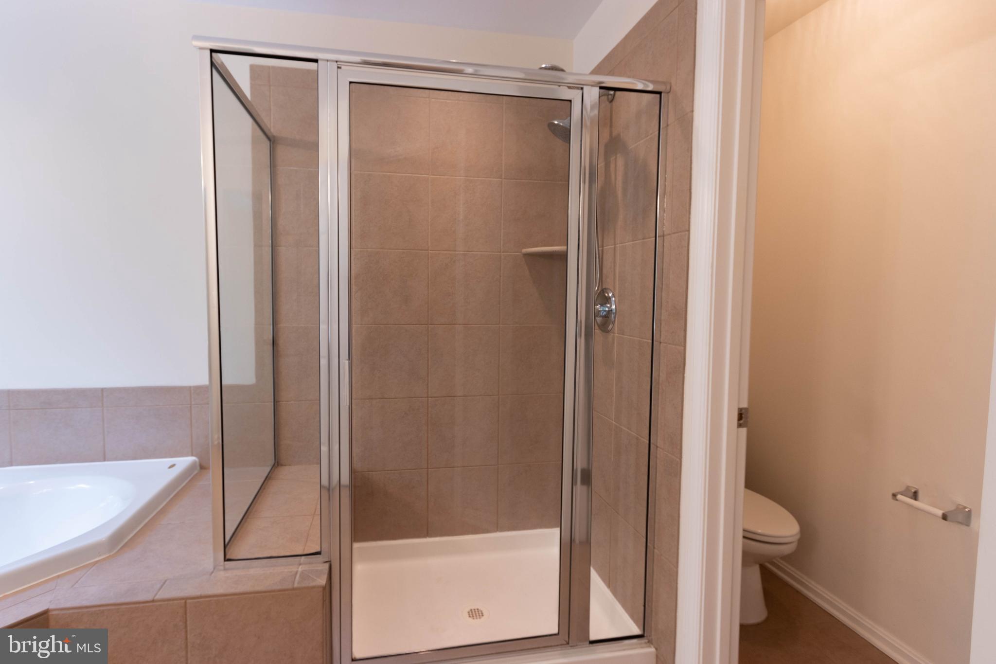 VAN BUREN VILLAGE - Residential Lease