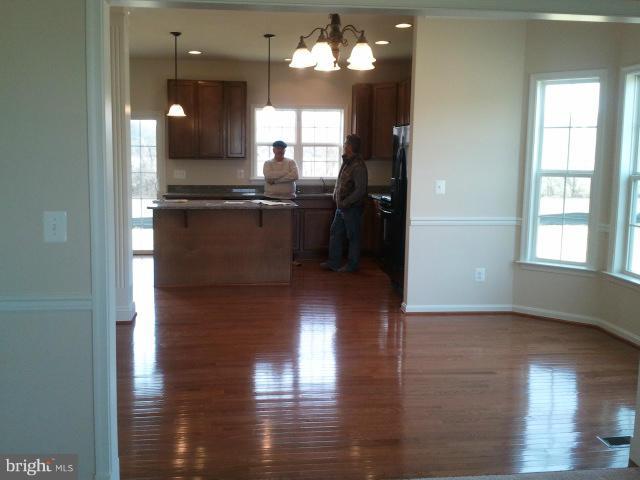 NORTH BROOK - Residential