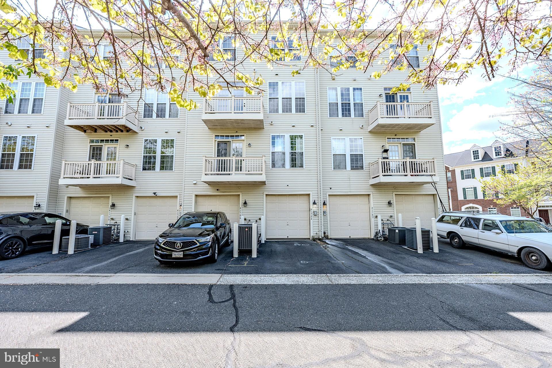 CONDOMINIUMS AT KIRKPATR - Residential