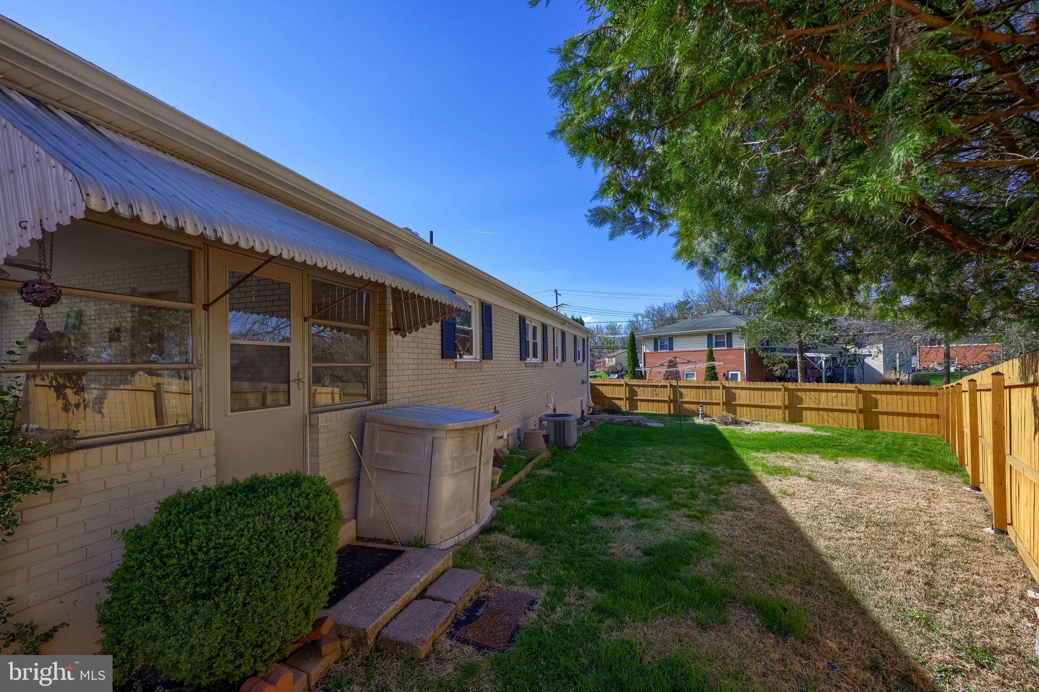 WEST MANCHESTER TWP - Residential