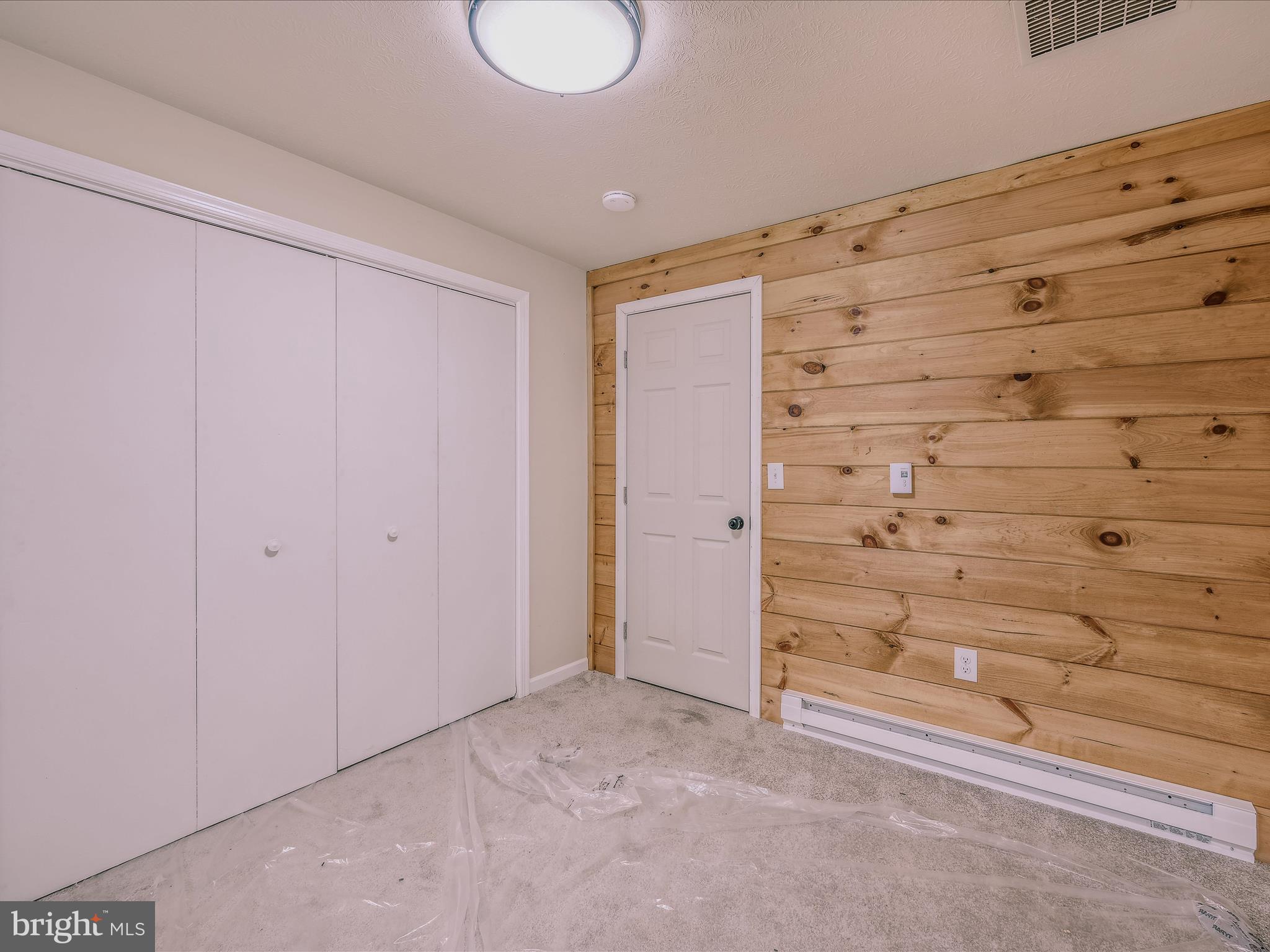 SHIRLEY FARMS - Residential