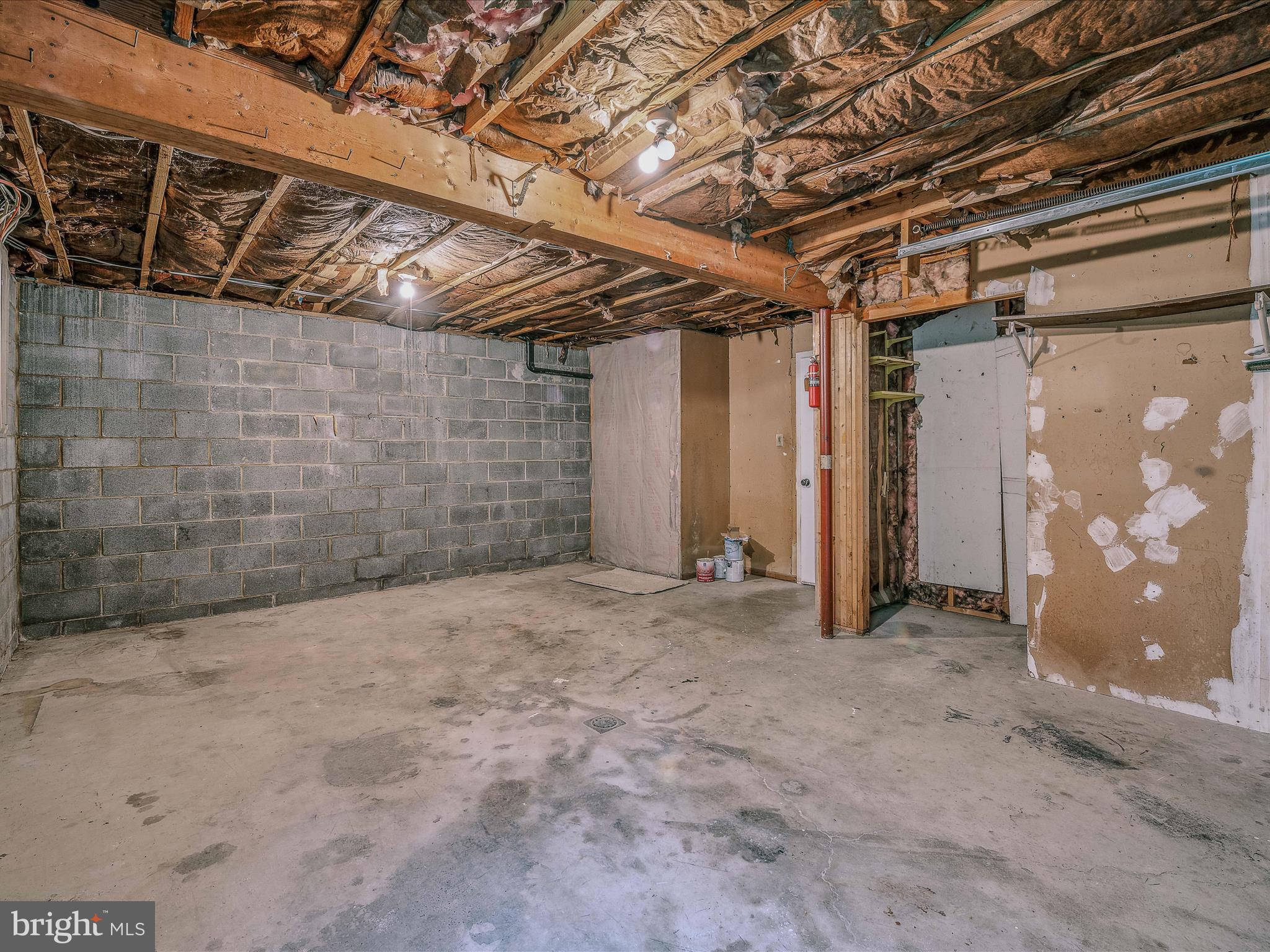 SHIRLEY FARMS - Residential