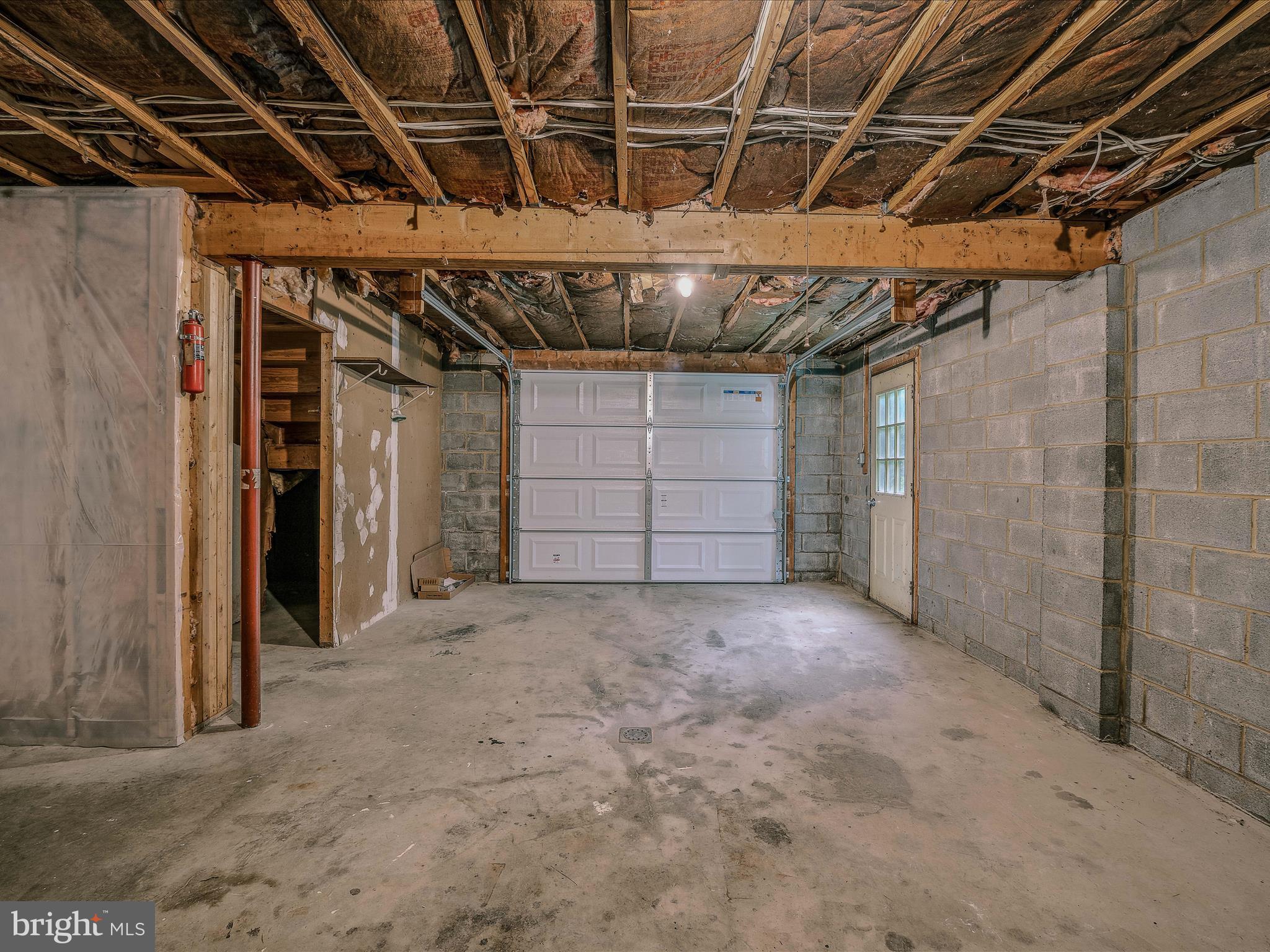 SHIRLEY FARMS - Residential