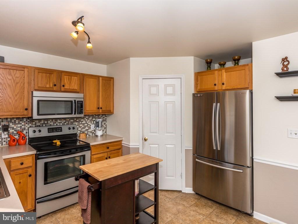 HAMPTON CHASE - Residential