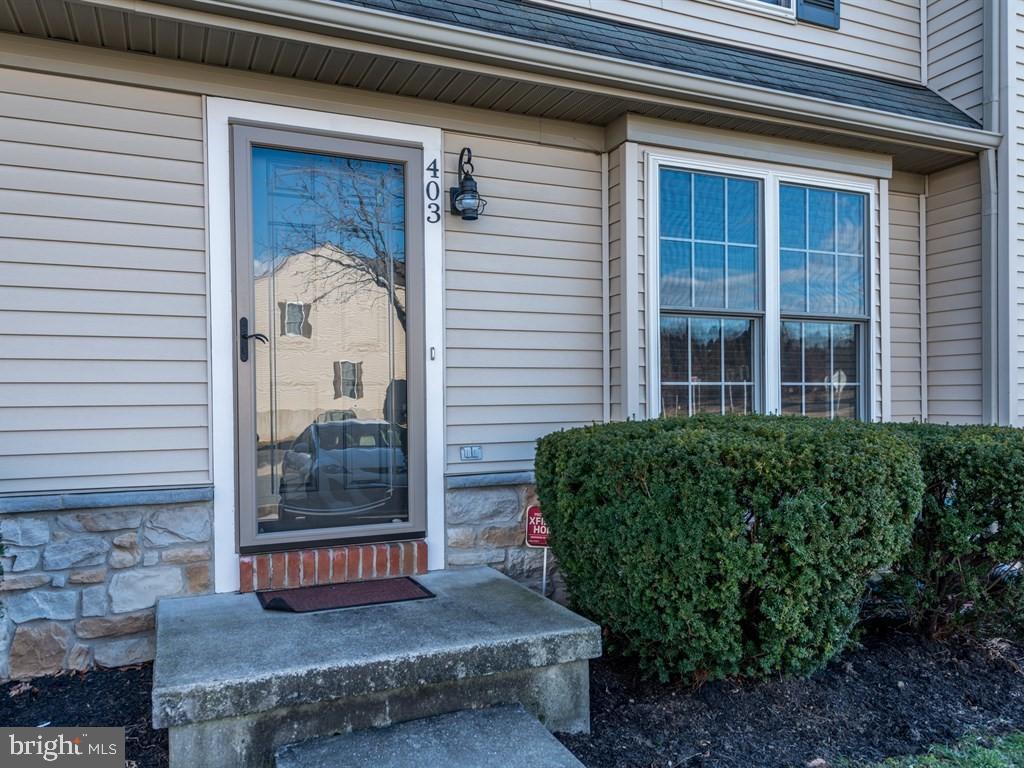 HAMPTON CHASE - Residential