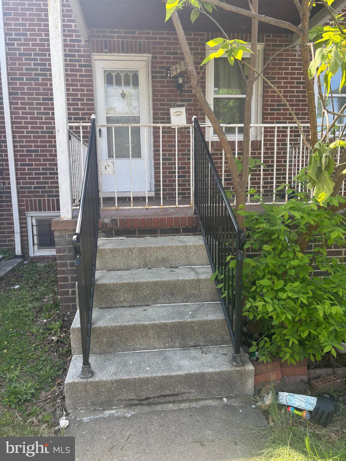 1428 N ELLWOOD AVENUE