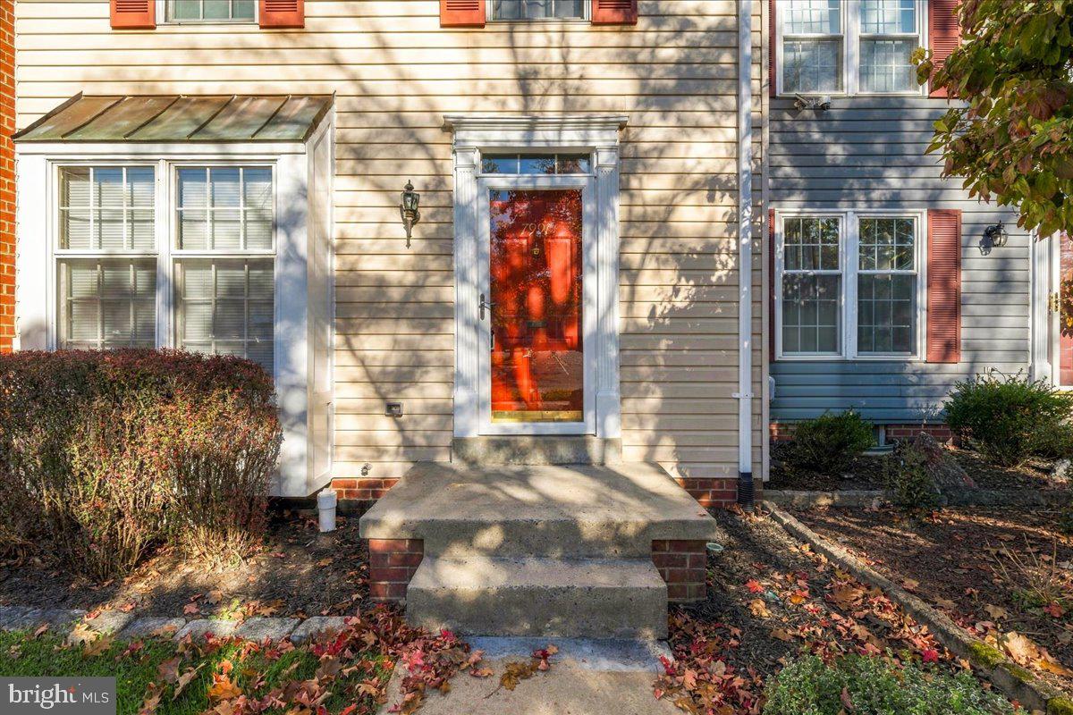 7991 WINDSAIL COURT