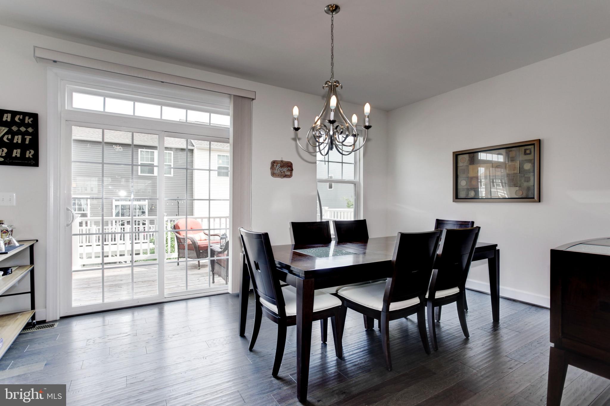 BRADLEY SQUARE - Residential