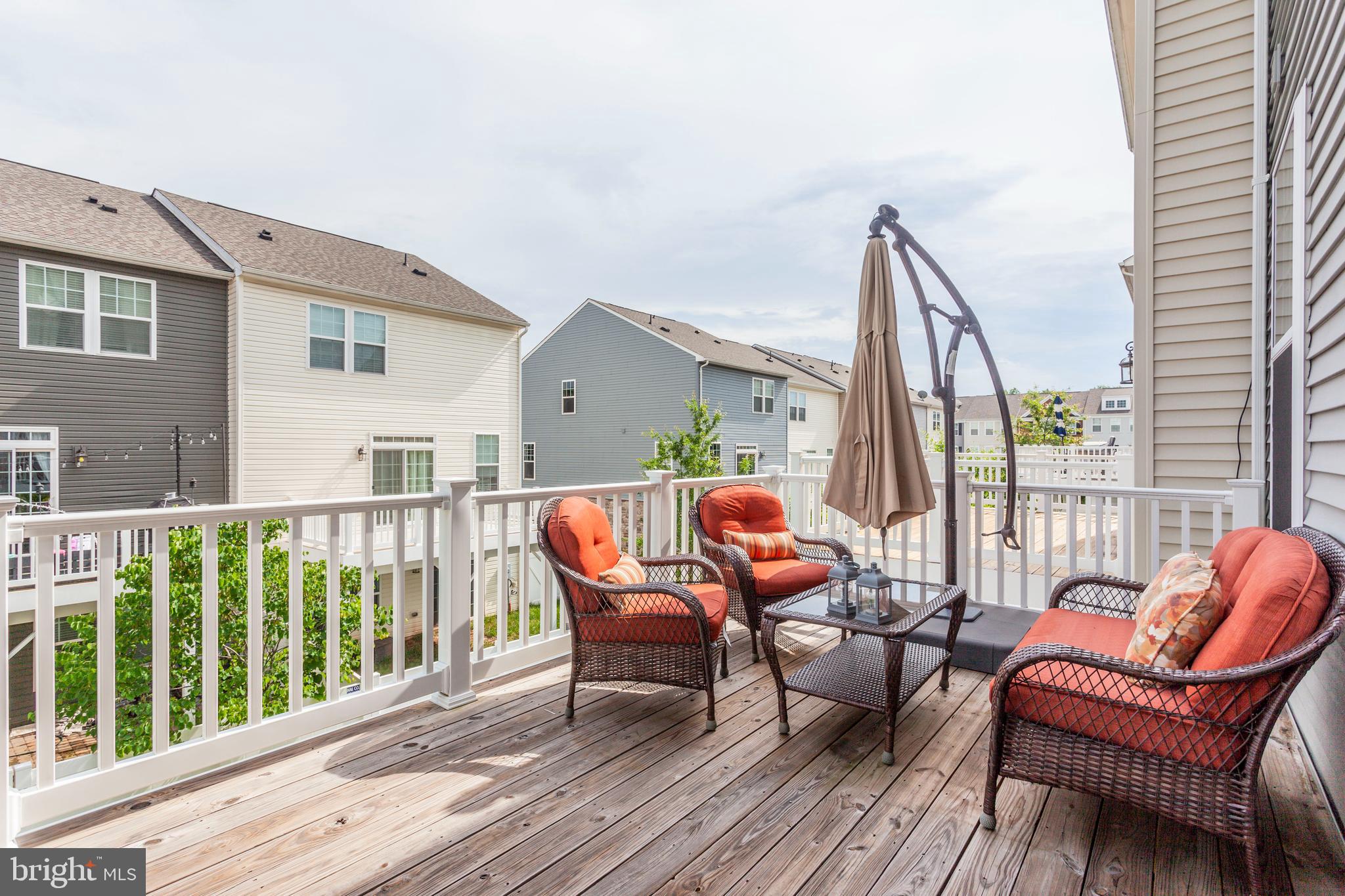 BRADLEY SQUARE - Residential