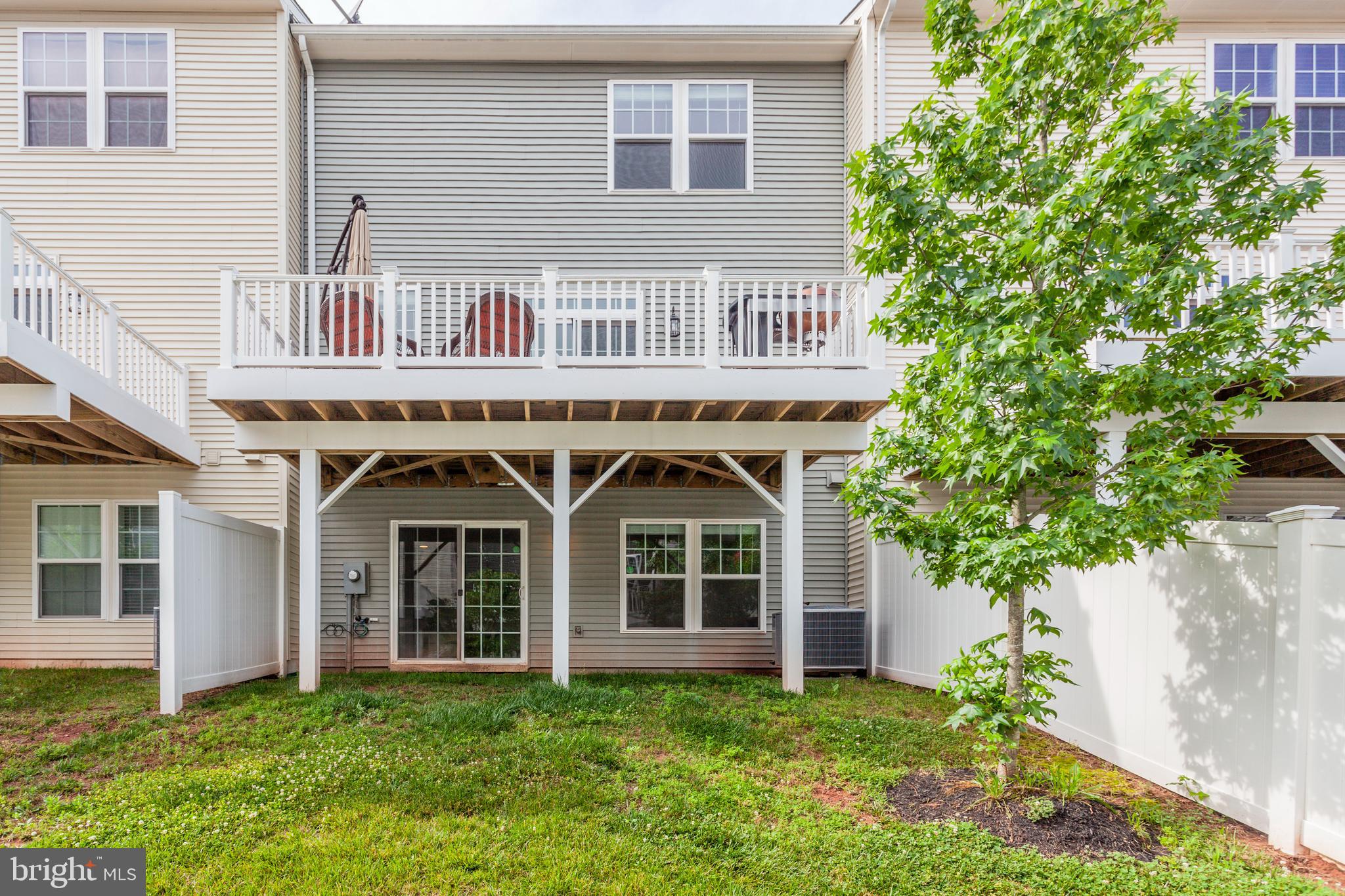 BRADLEY SQUARE - Residential