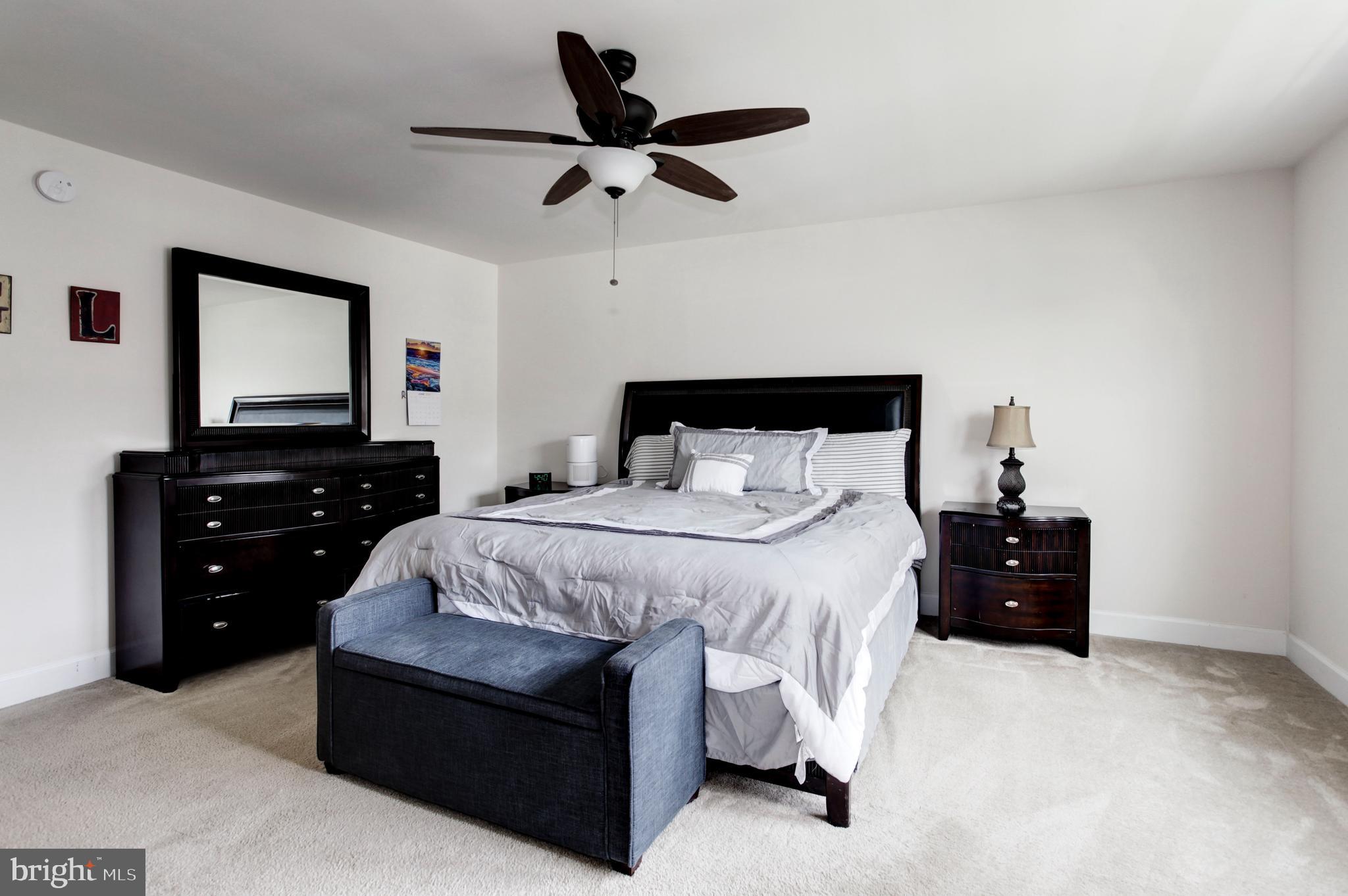 BRADLEY SQUARE - Residential