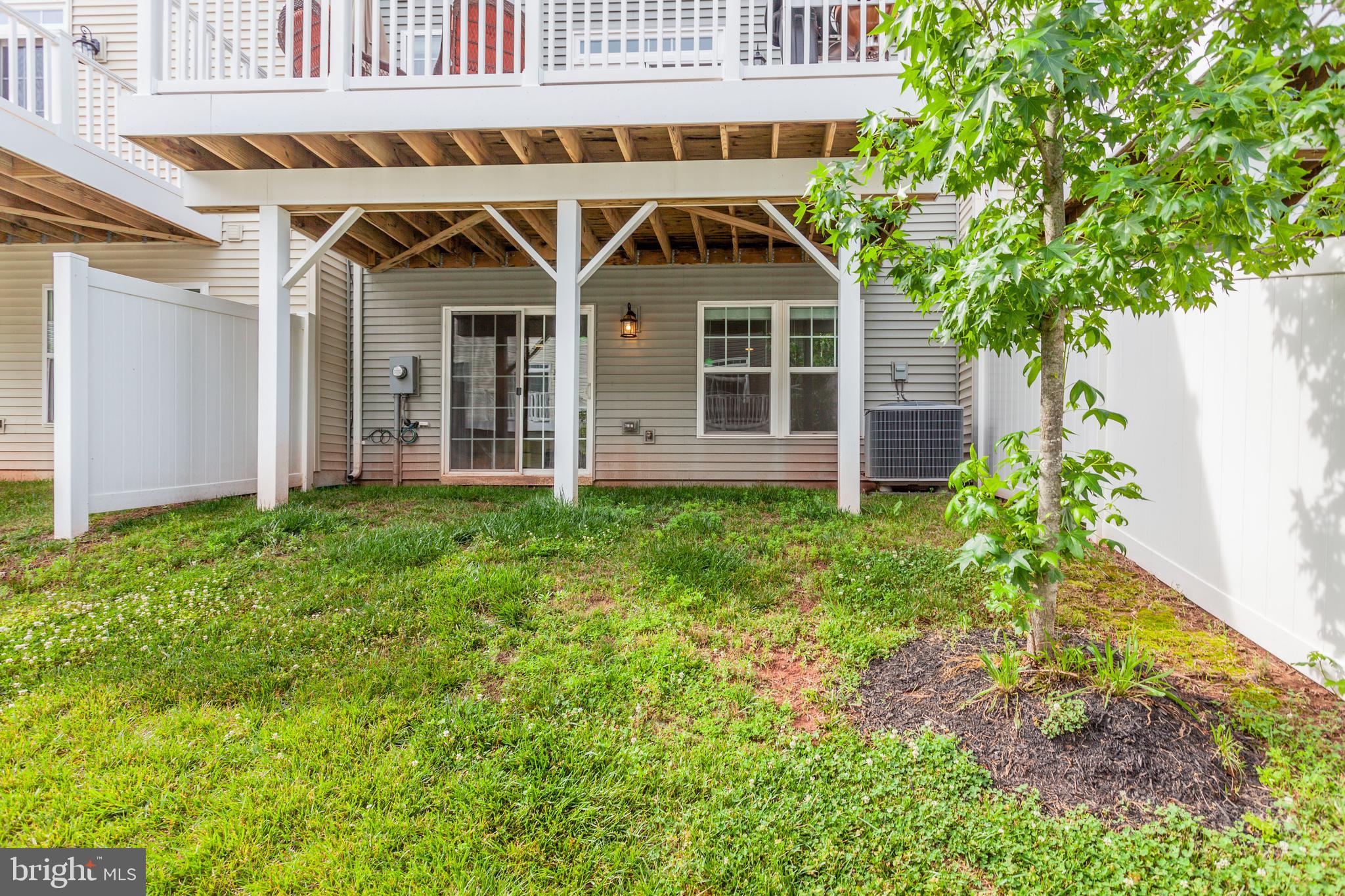 BRADLEY SQUARE - Residential