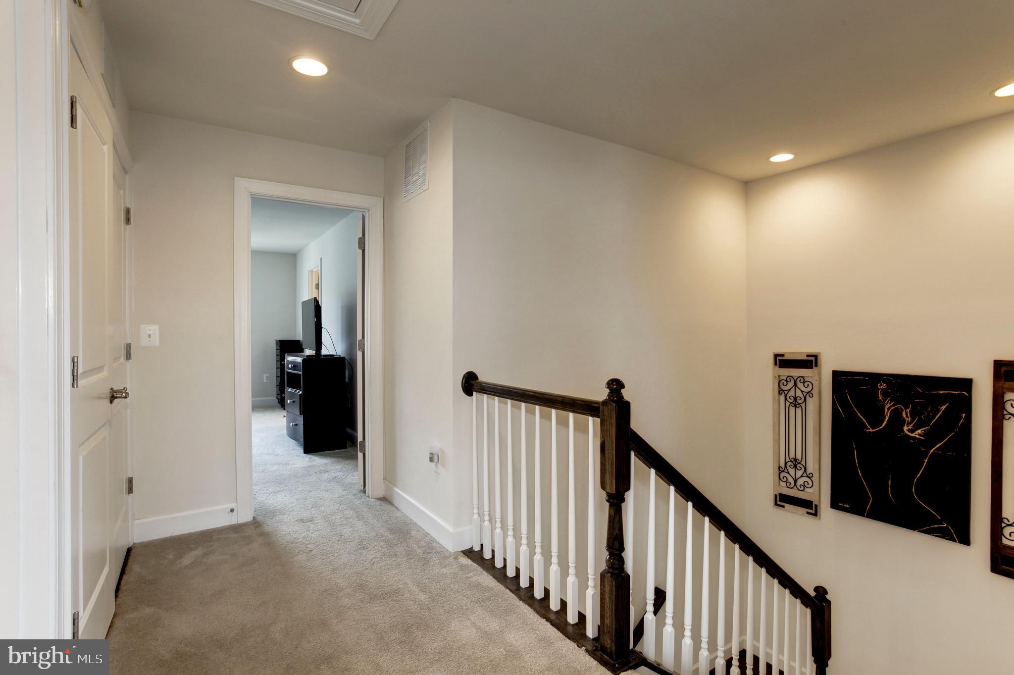 BRADLEY SQUARE - Residential