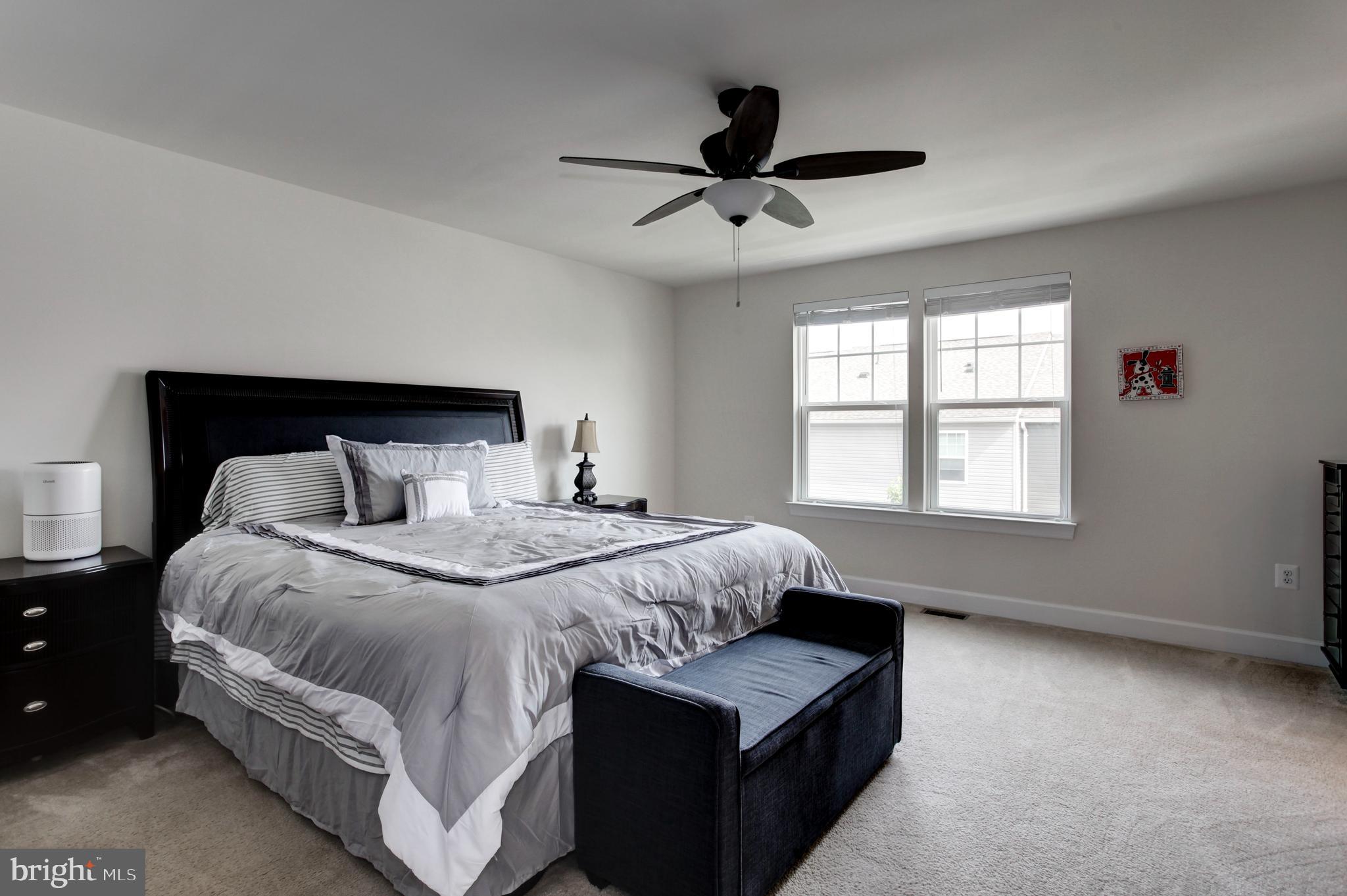 BRADLEY SQUARE - Residential