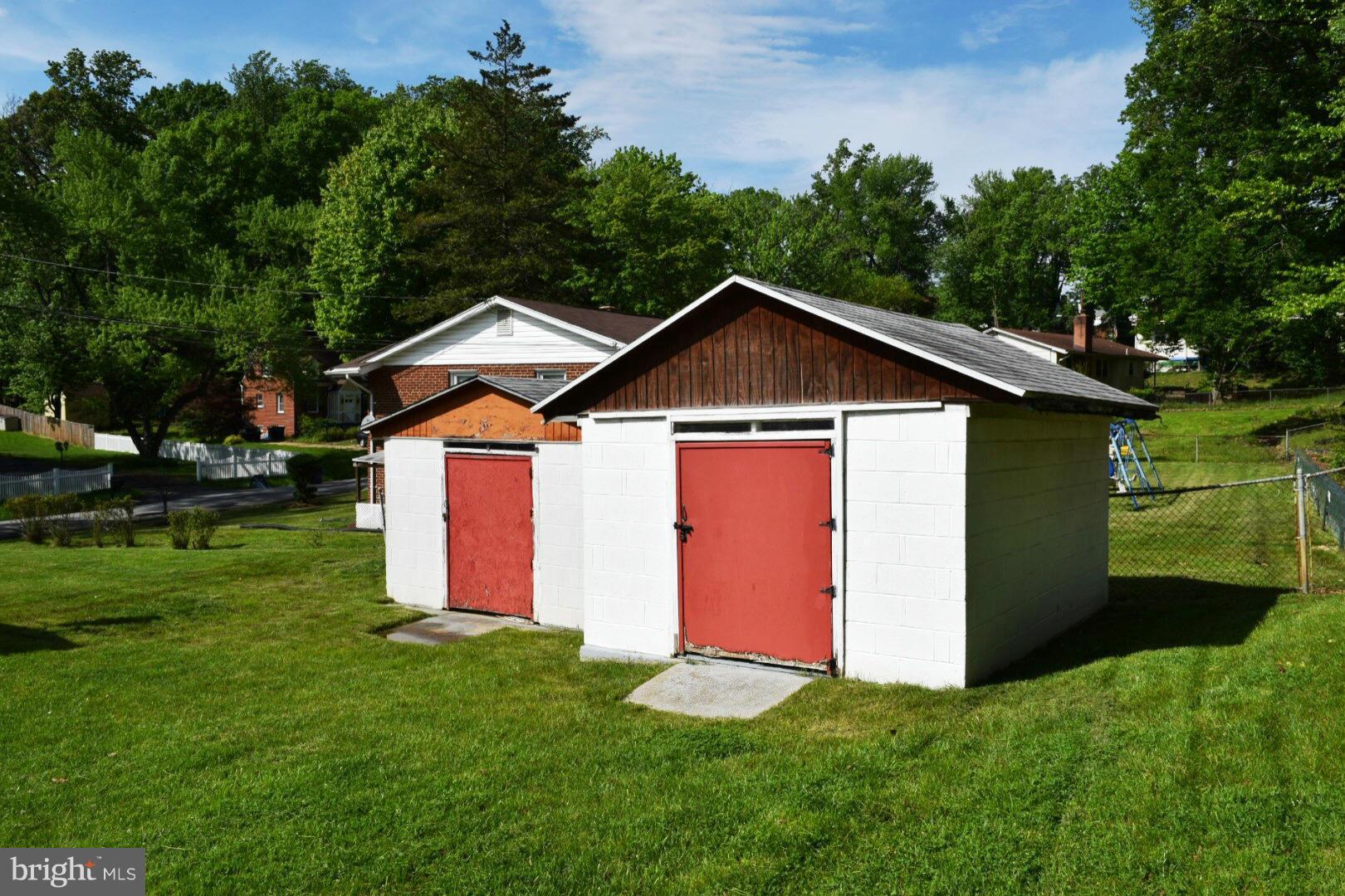 WOODLANE - Residential