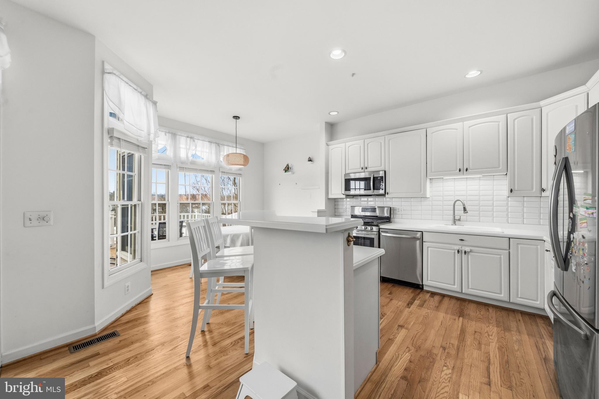 SOUTH RIDING - Residential