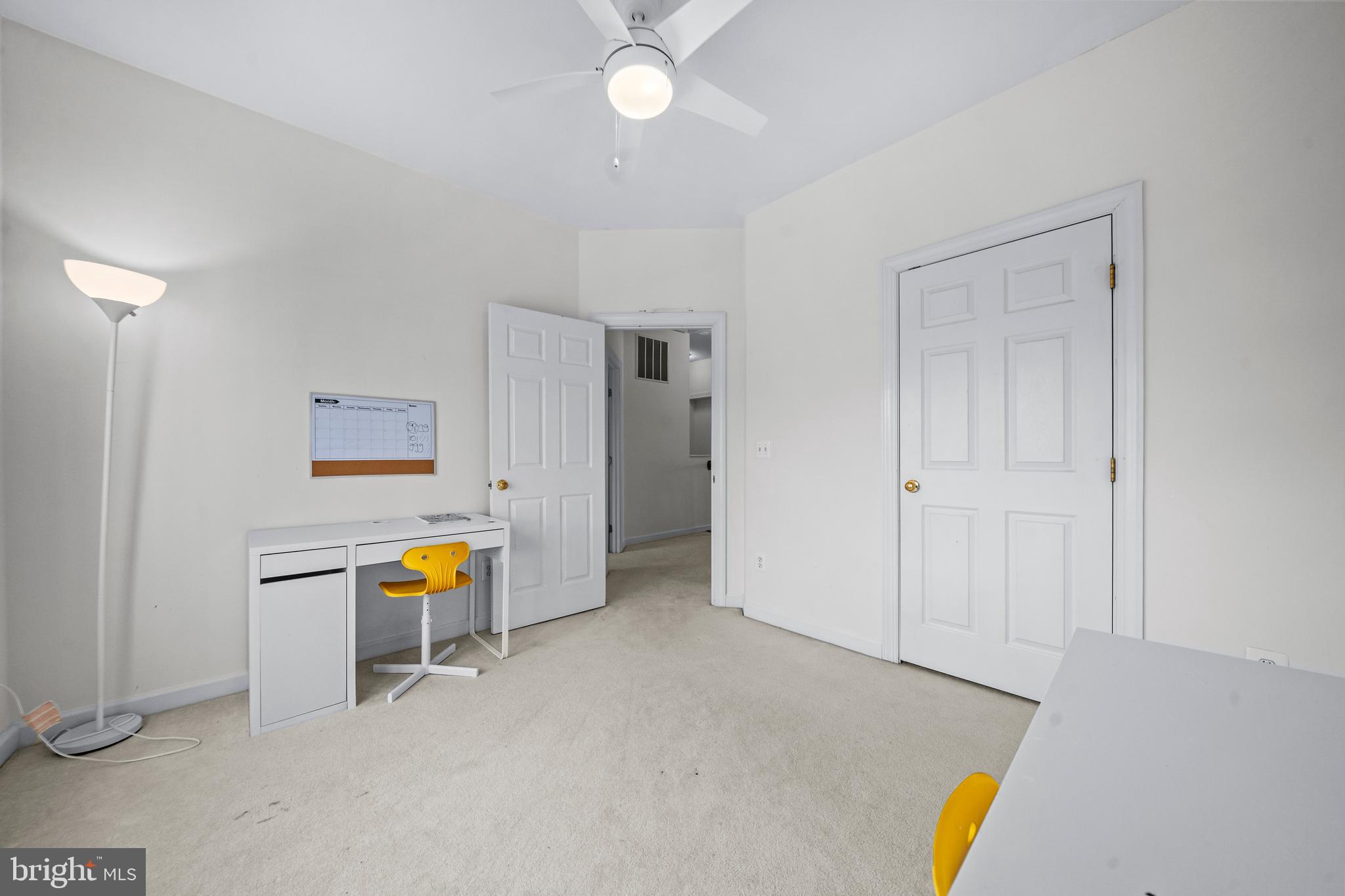 SOUTH RIDING - Residential