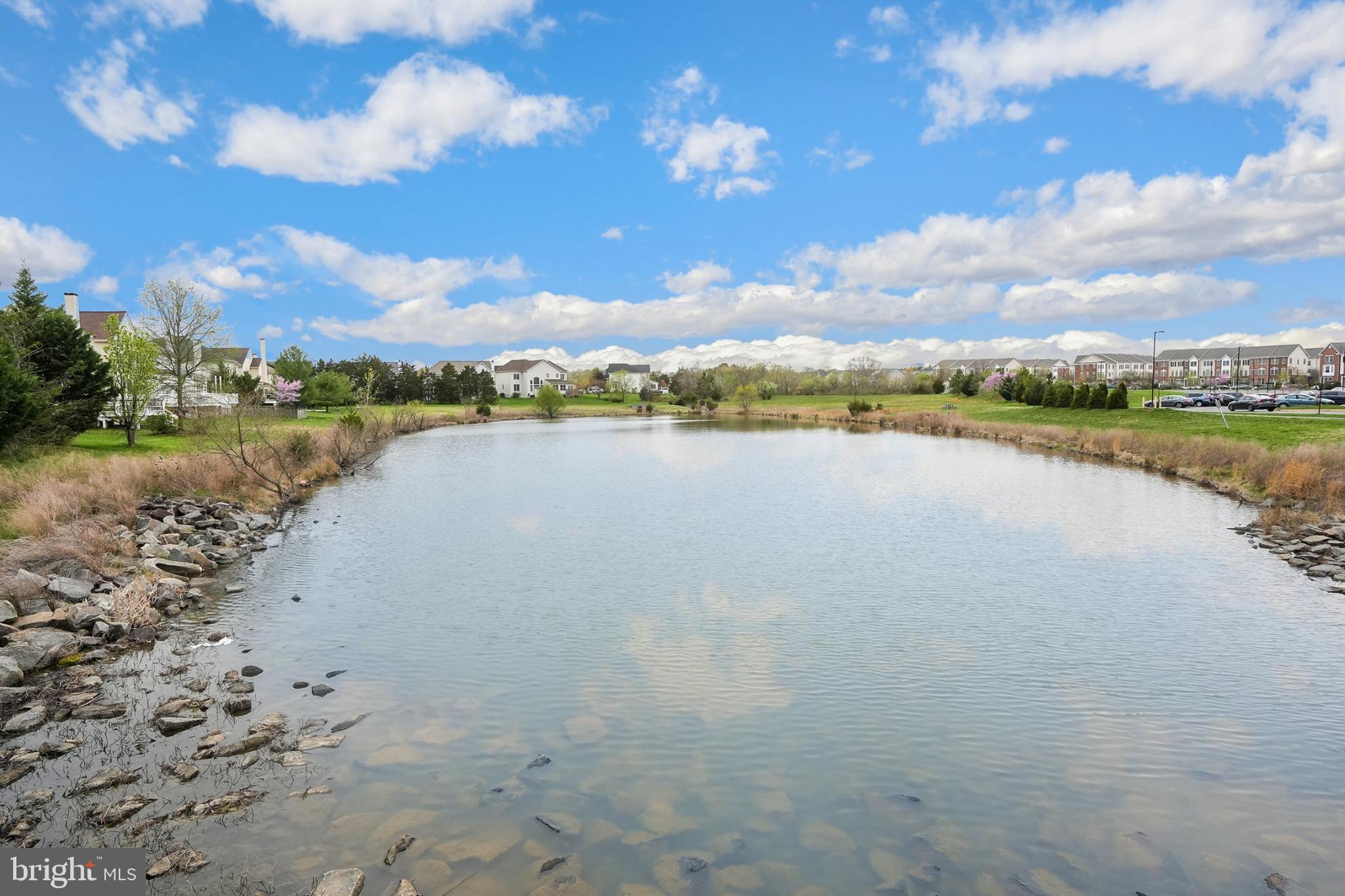 SOUTH RIDING - Residential