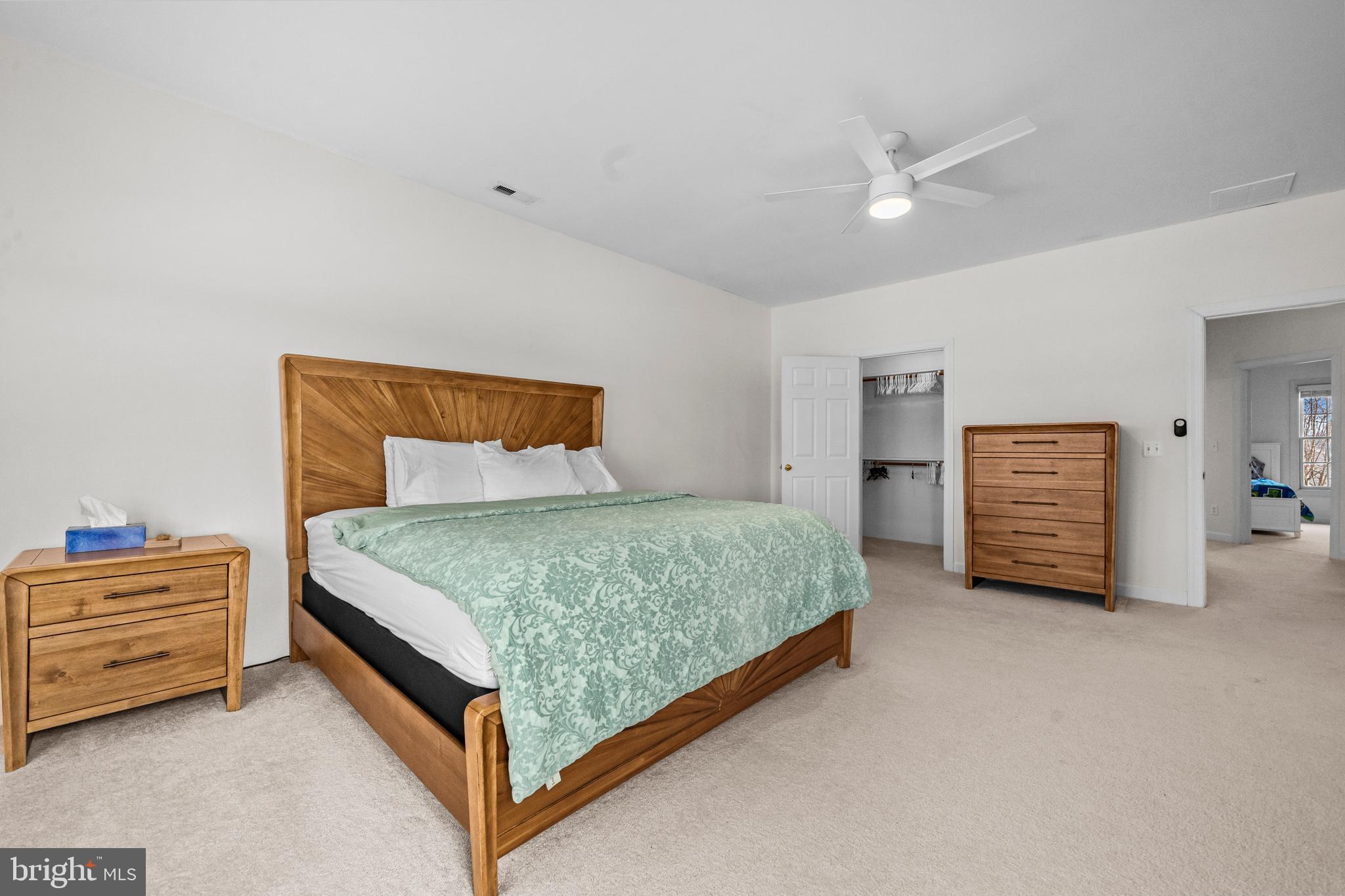 SOUTH RIDING - Residential