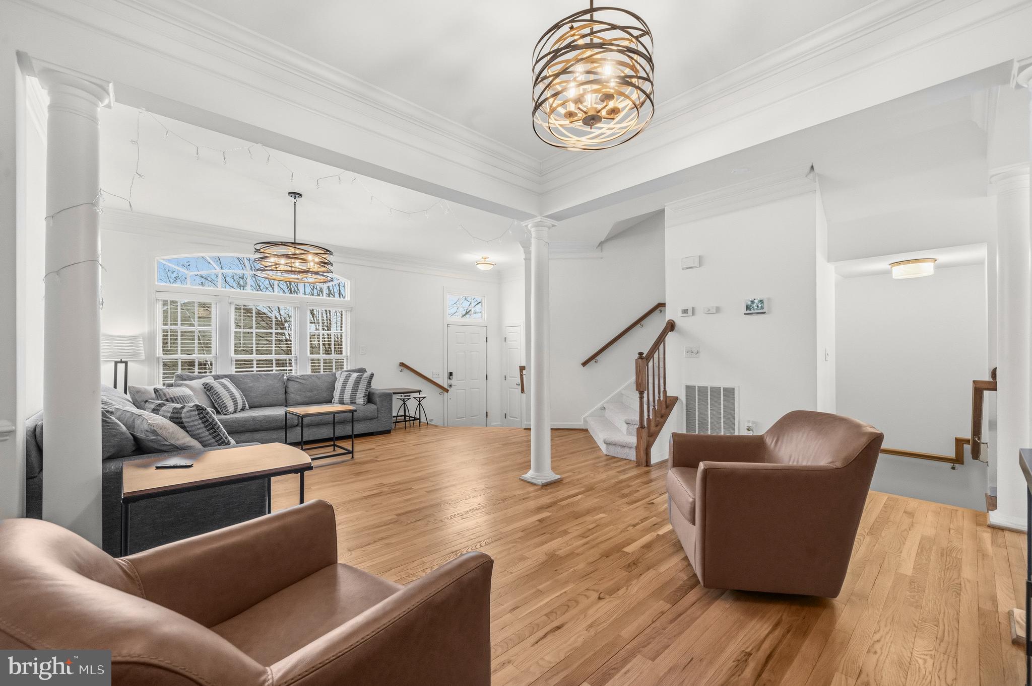 SOUTH RIDING - Residential