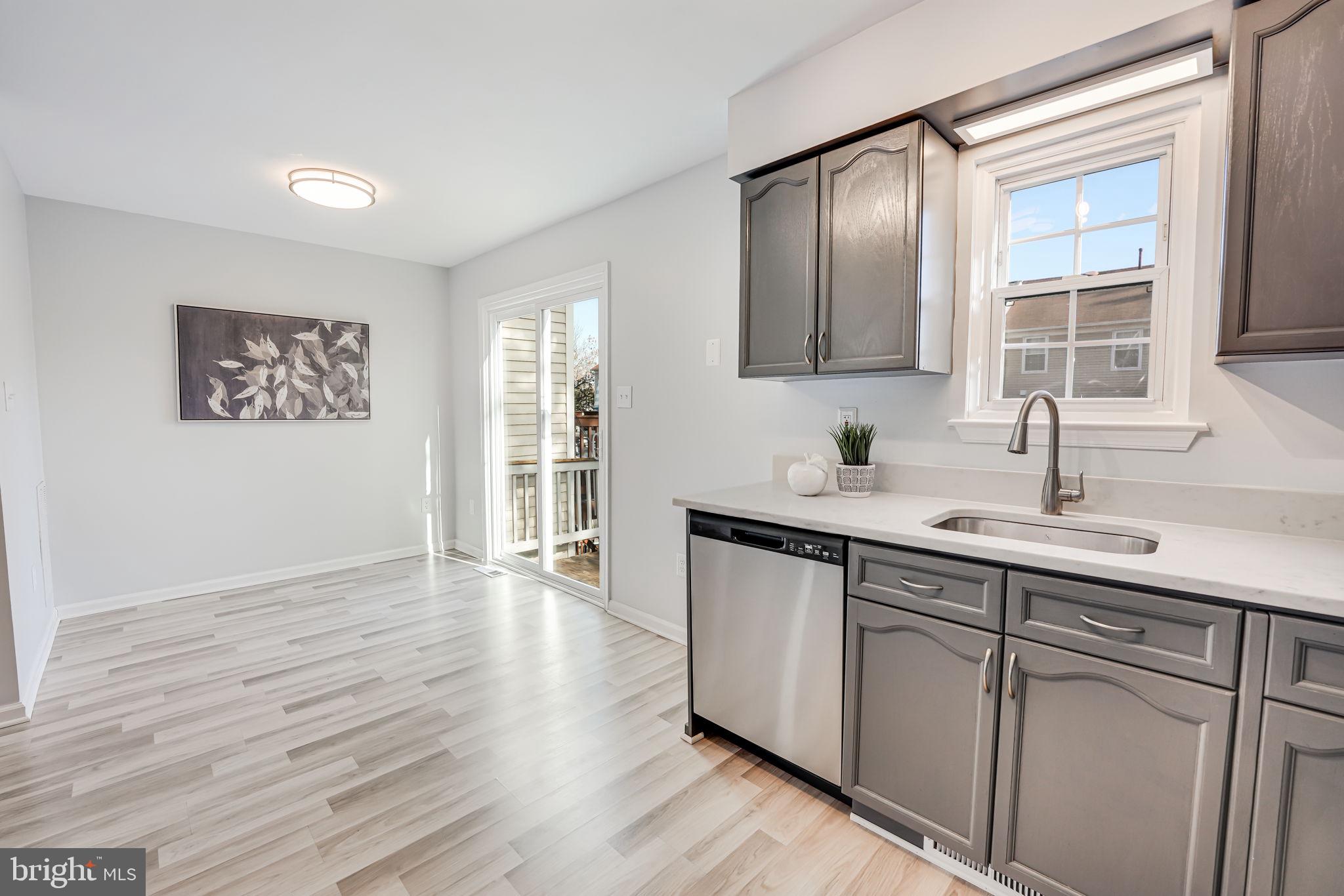 EXETER - Residential