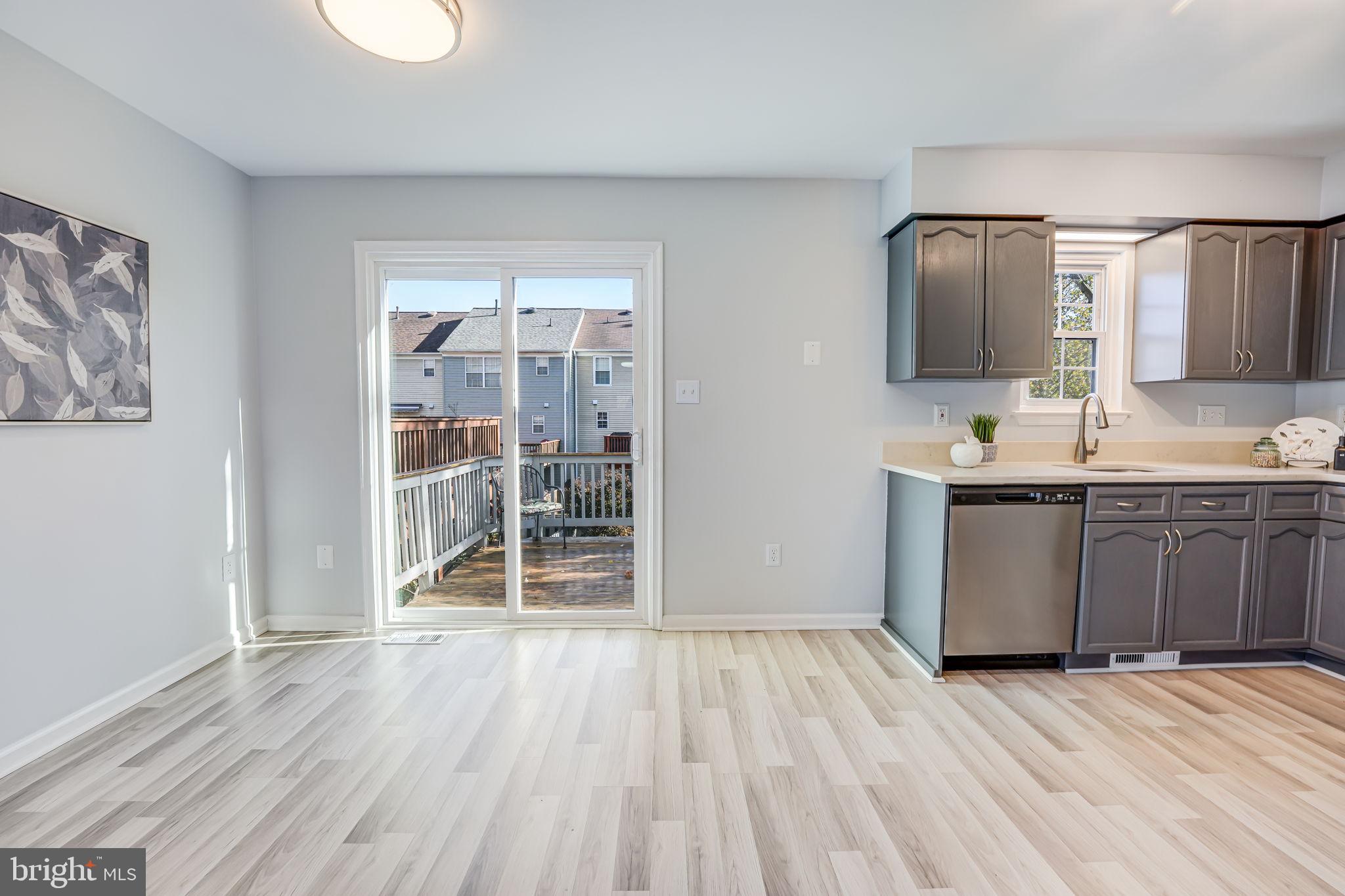 EXETER - Residential