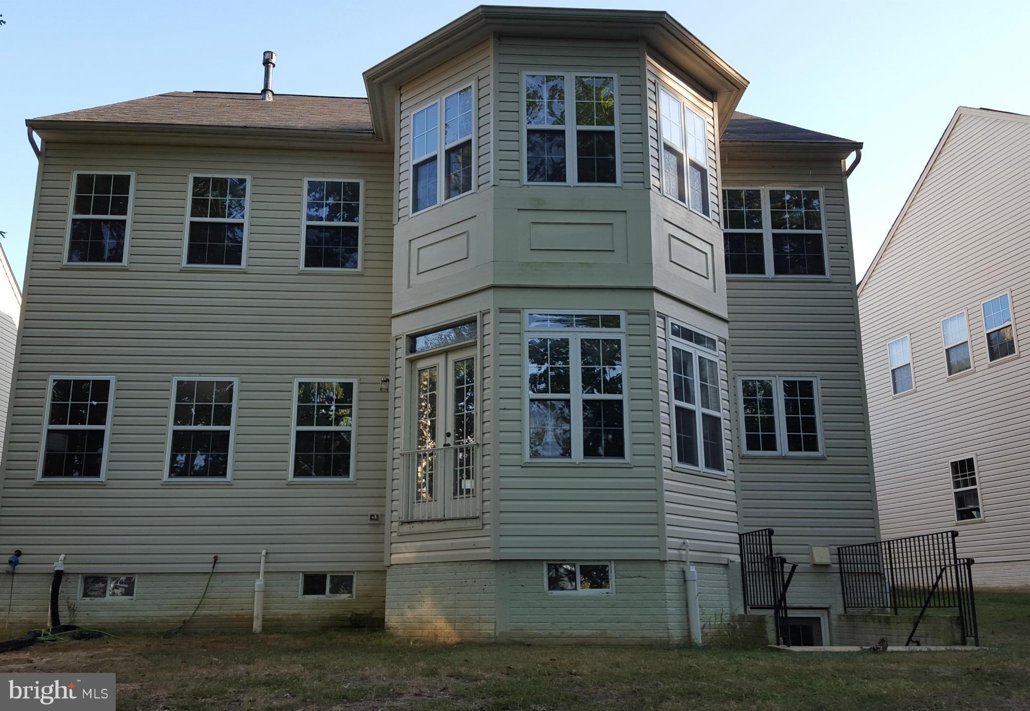 RIVERWATCH IND HEAD - Residential