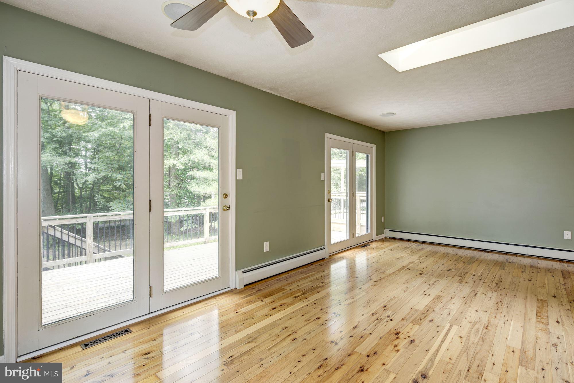 HAMPSTEAD - Residential