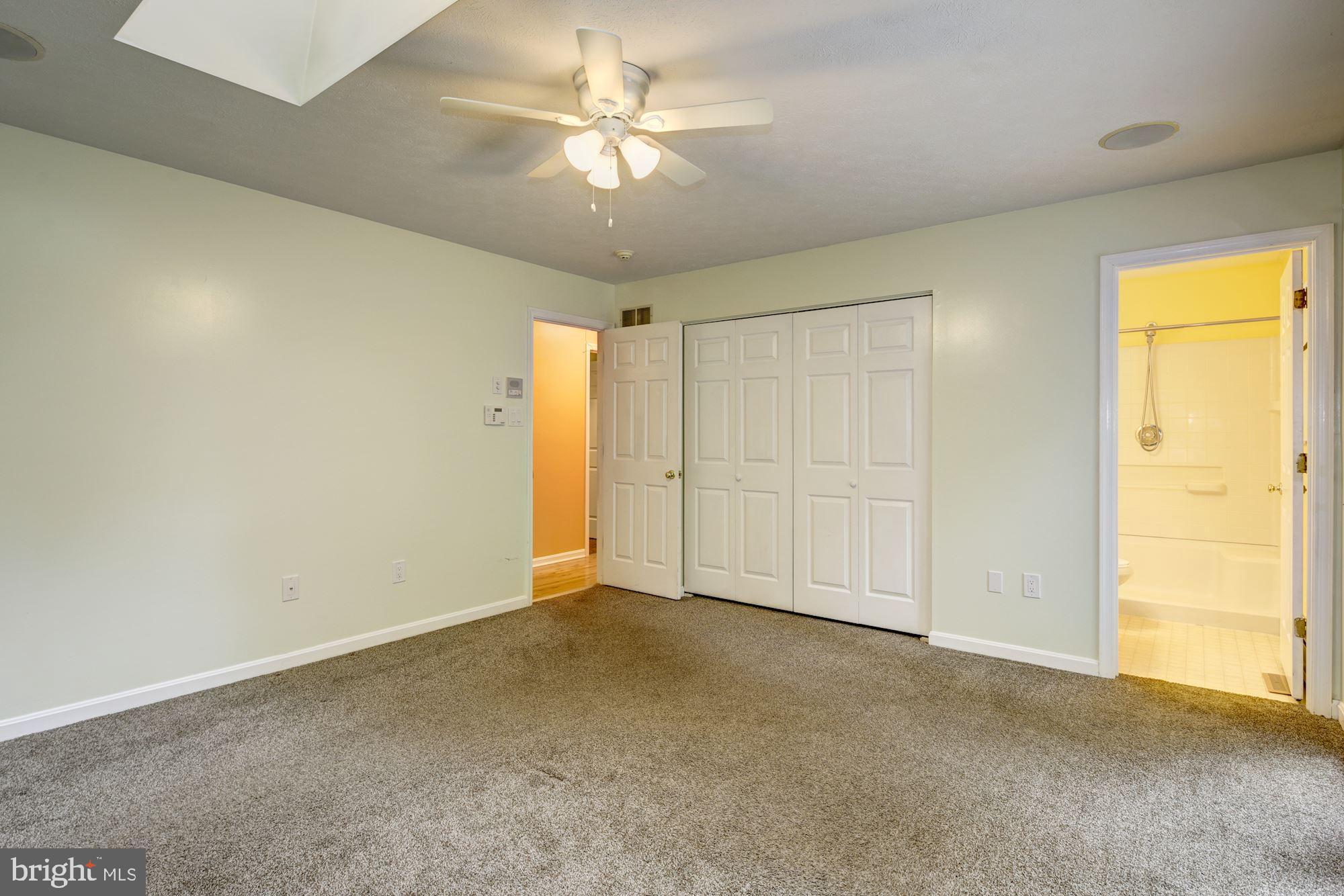 HAMPSTEAD - Residential