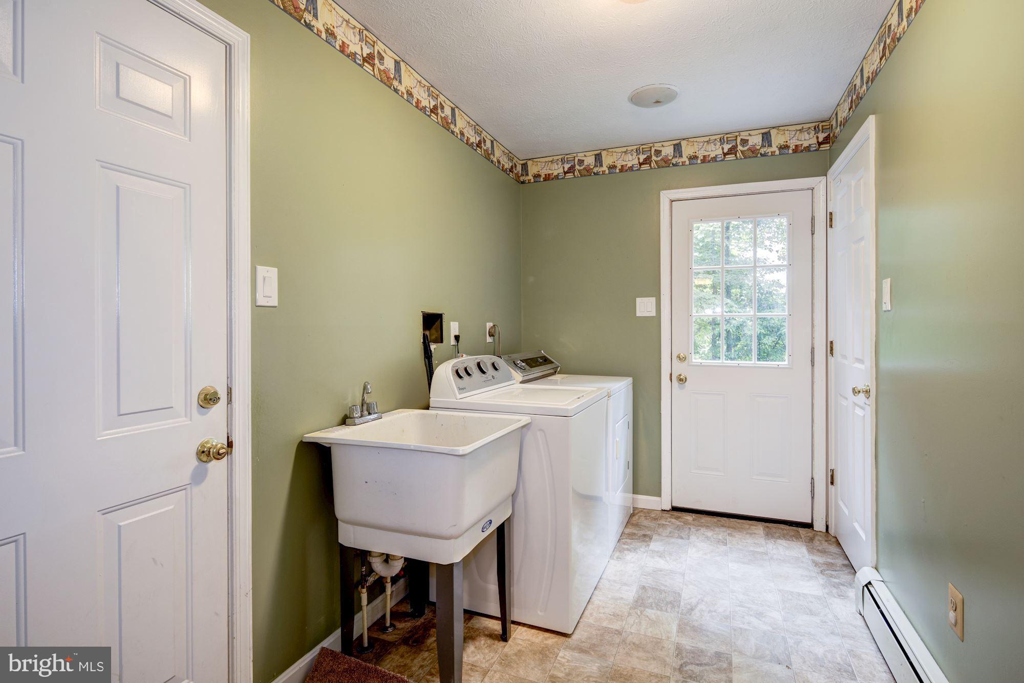 HAMPSTEAD - Residential