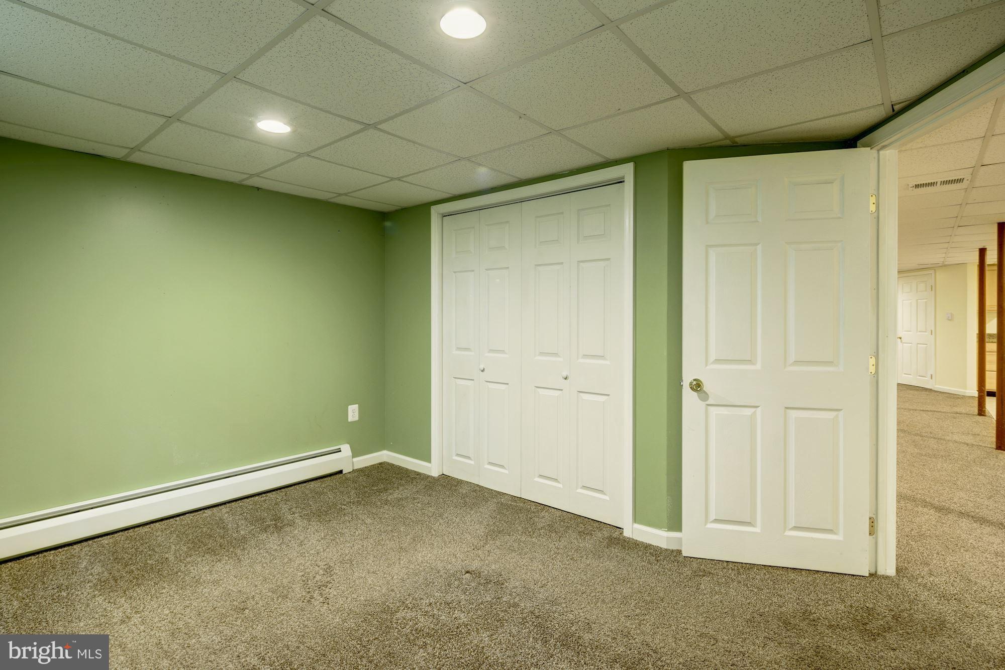 HAMPSTEAD - Residential