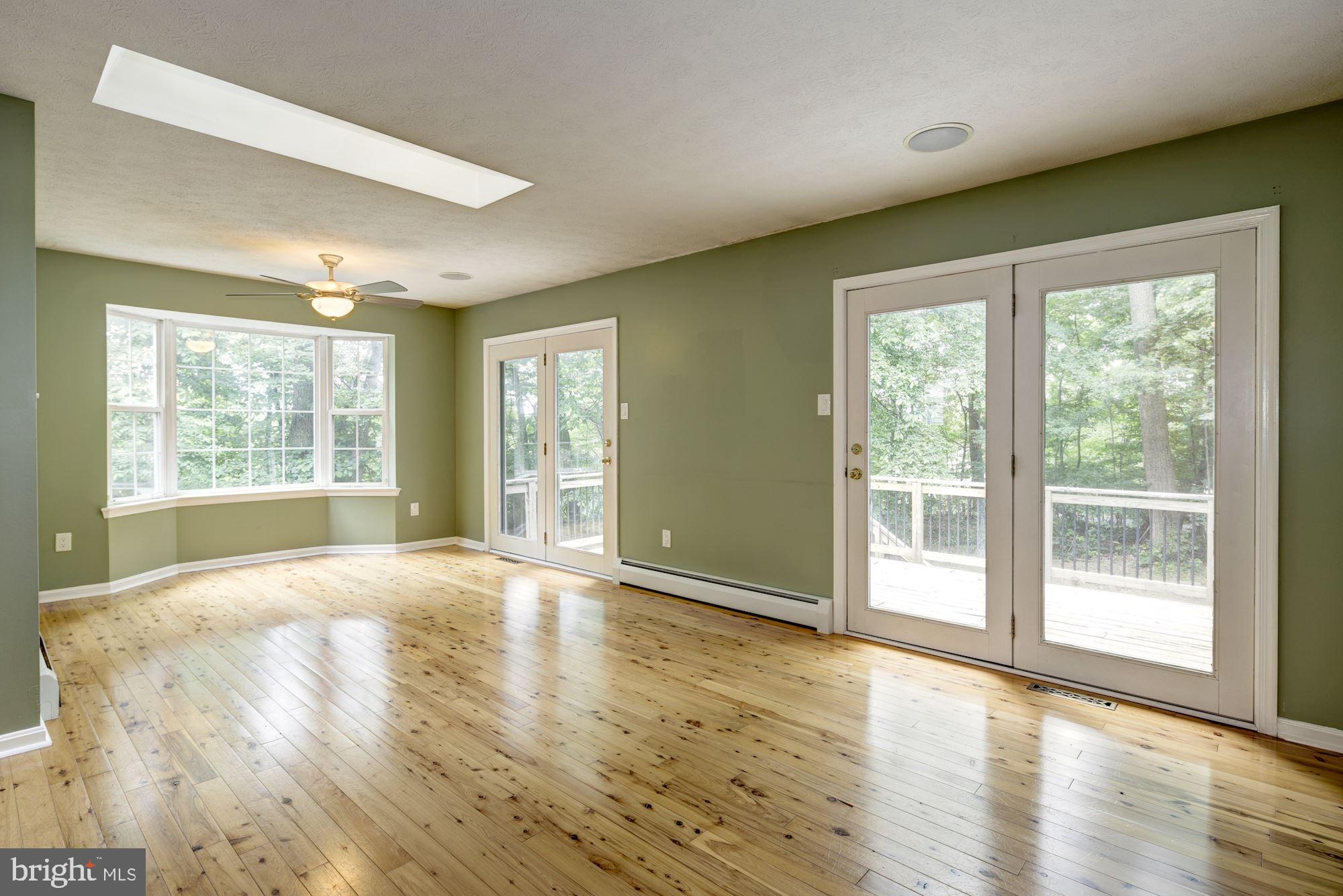 HAMPSTEAD - Residential