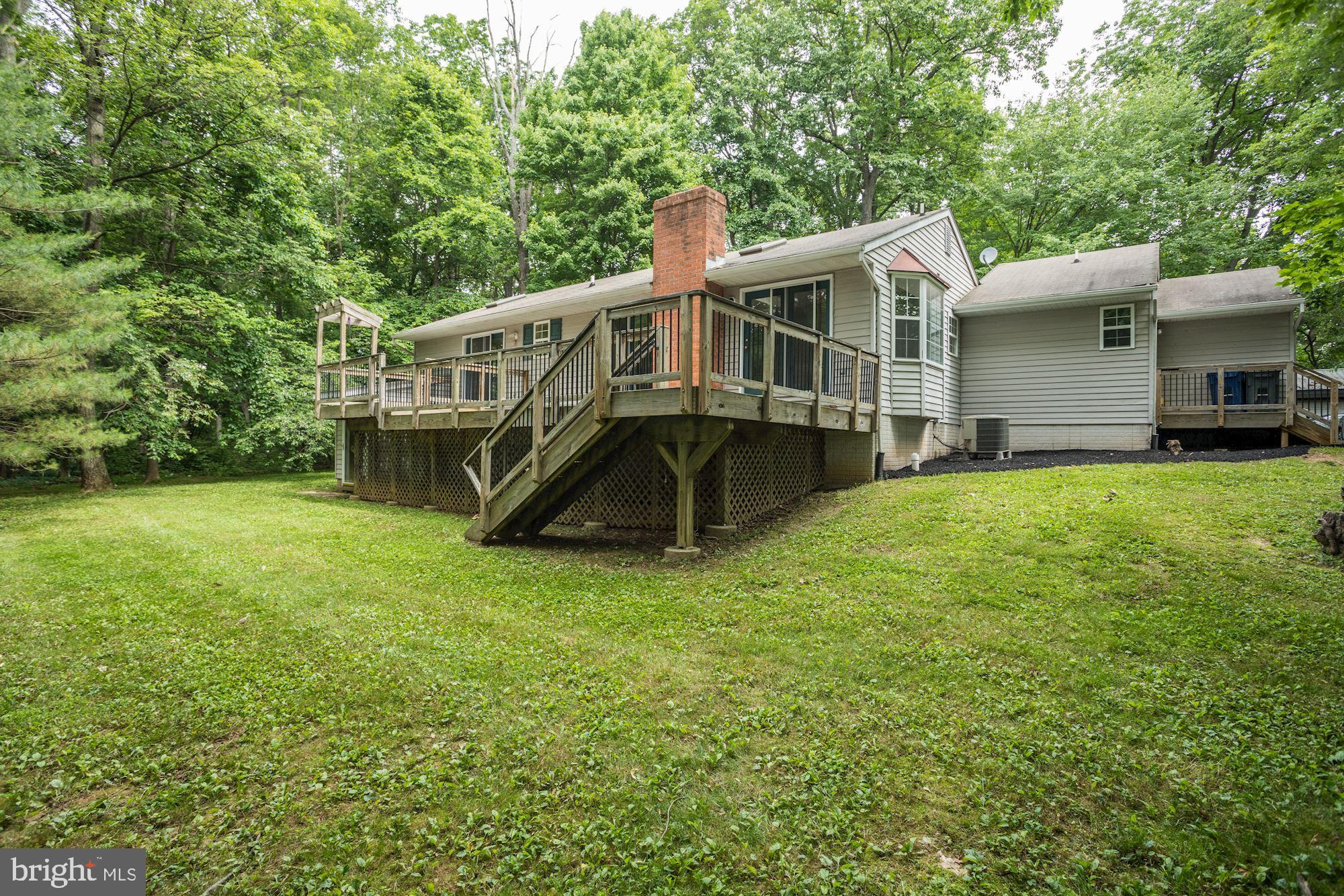 HAMPSTEAD - Residential