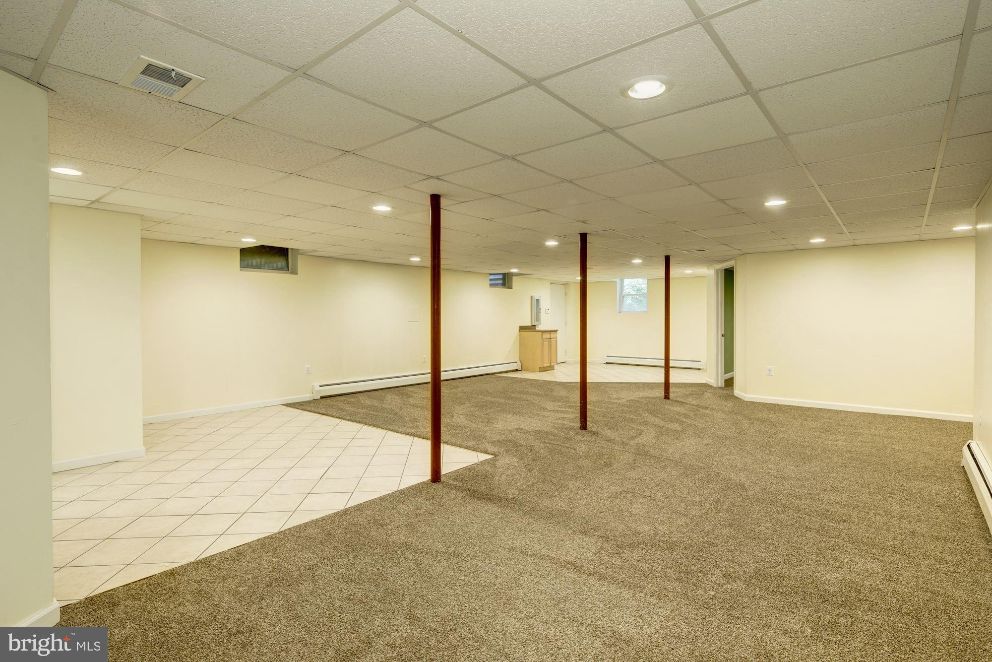 HAMPSTEAD - Residential