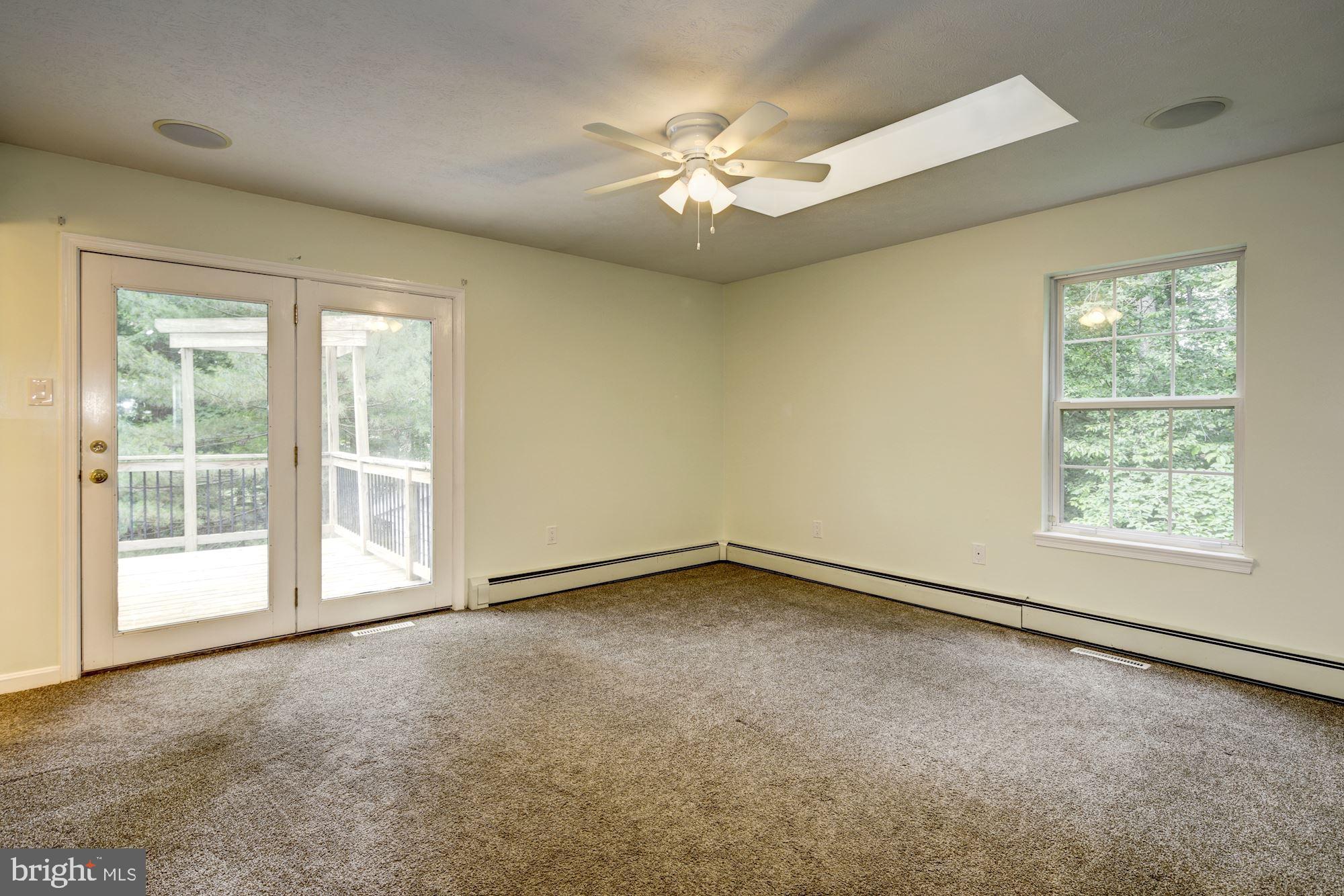 HAMPSTEAD - Residential