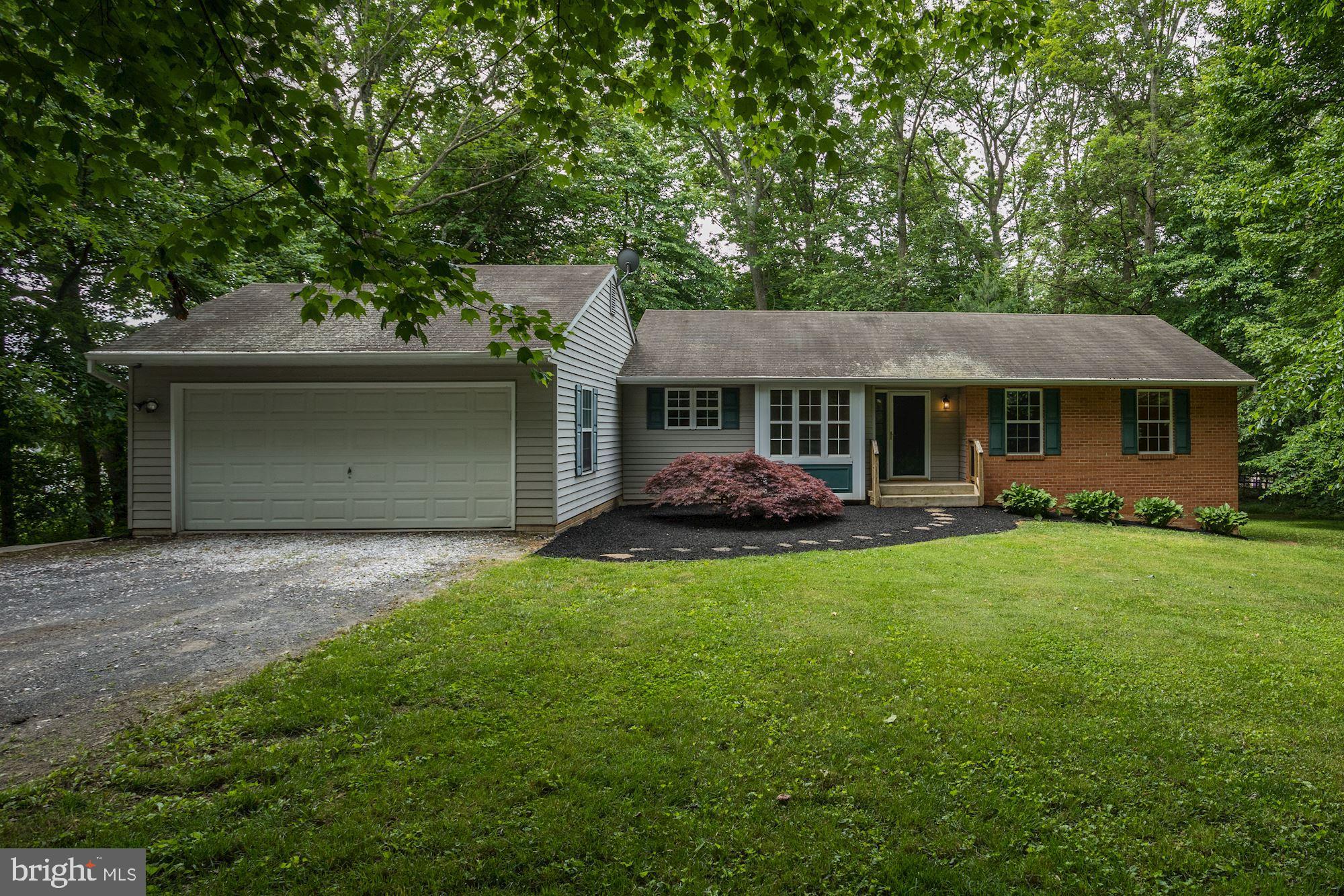 HAMPSTEAD - Residential