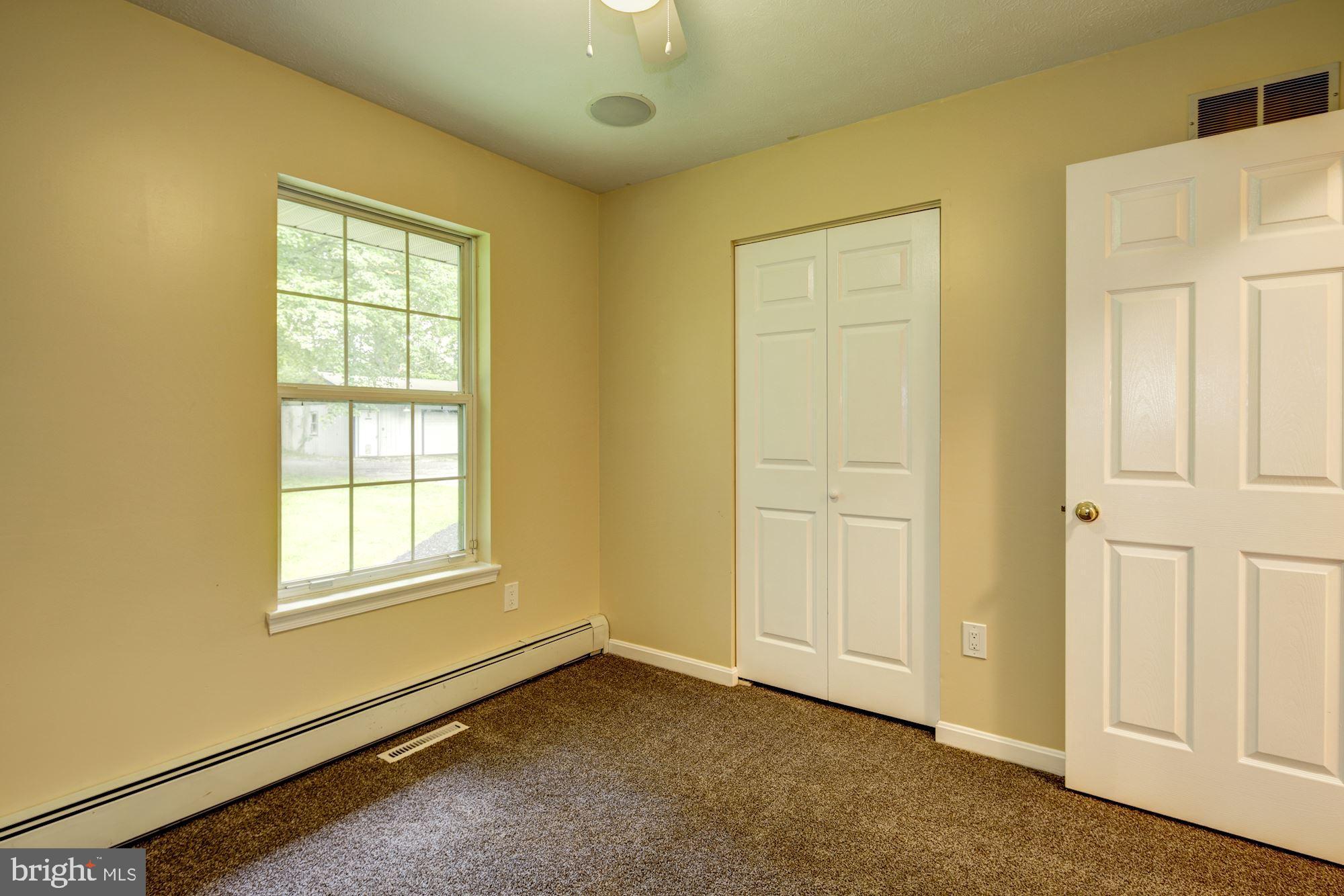 HAMPSTEAD - Residential