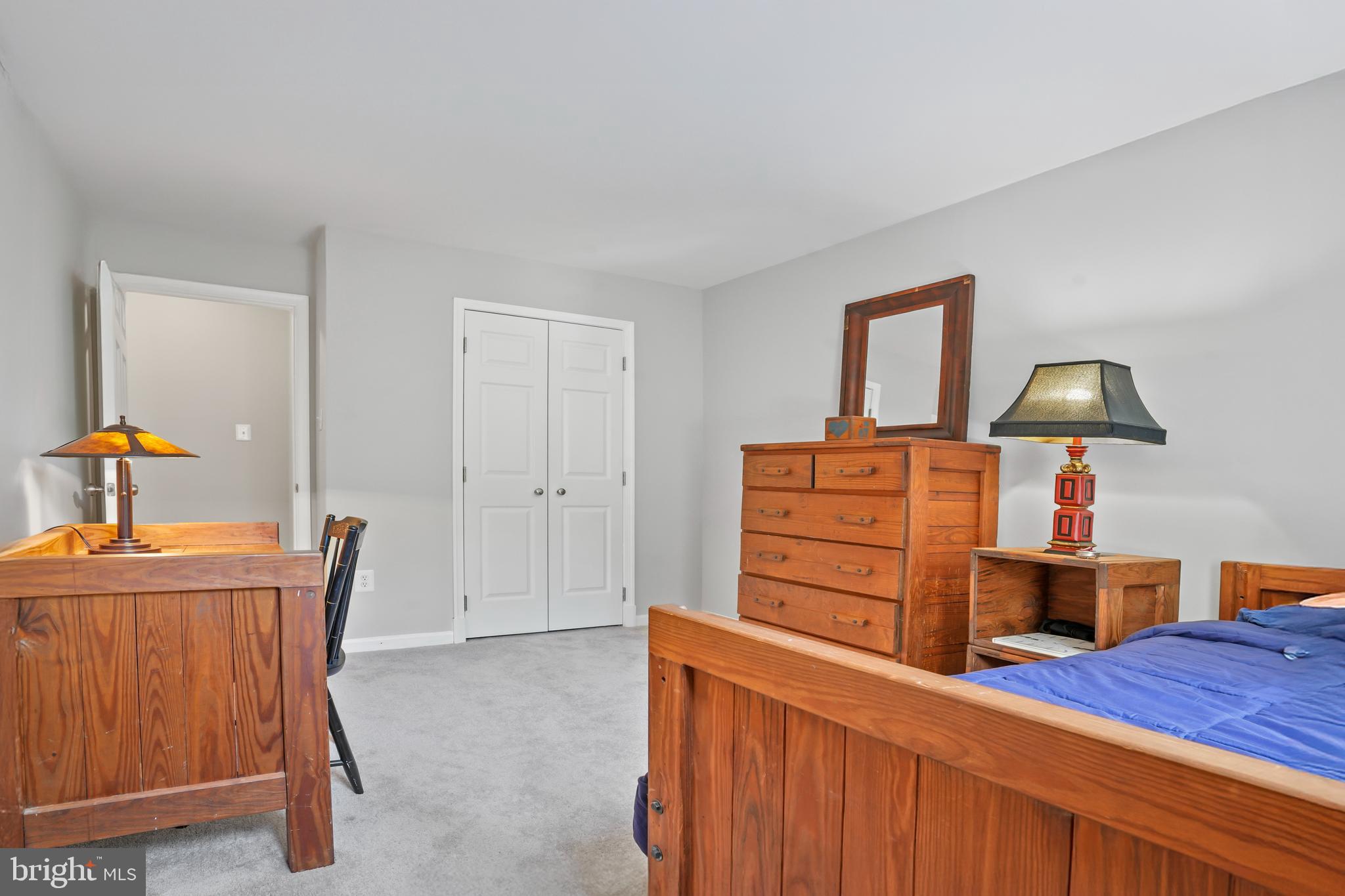 CLEMENS CROSSING - Residential