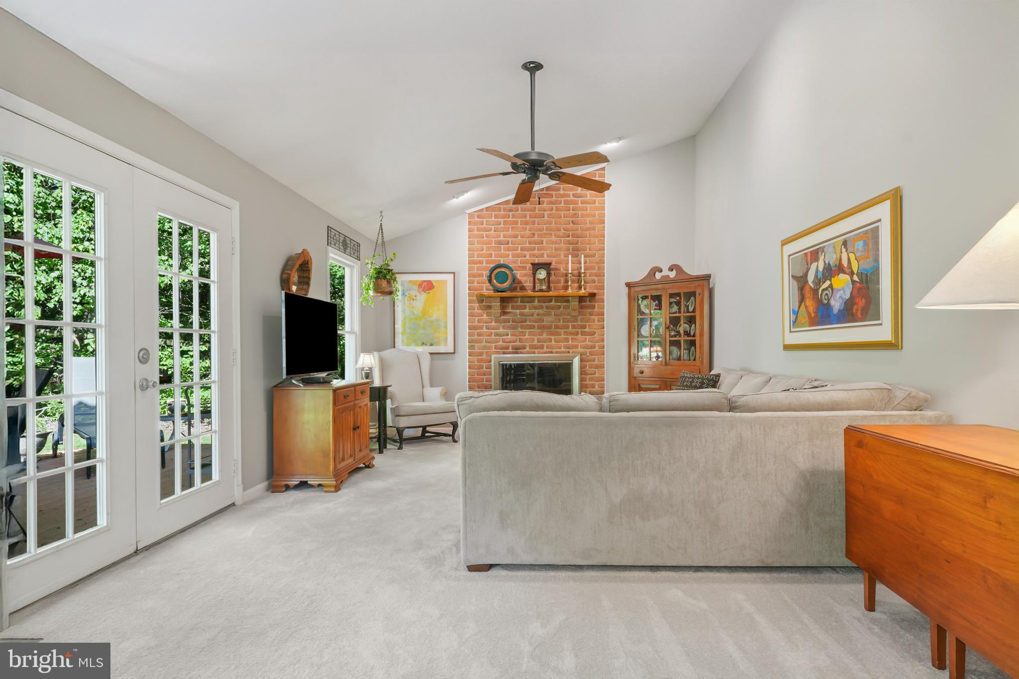 10609 STEAMBOAT LANDING