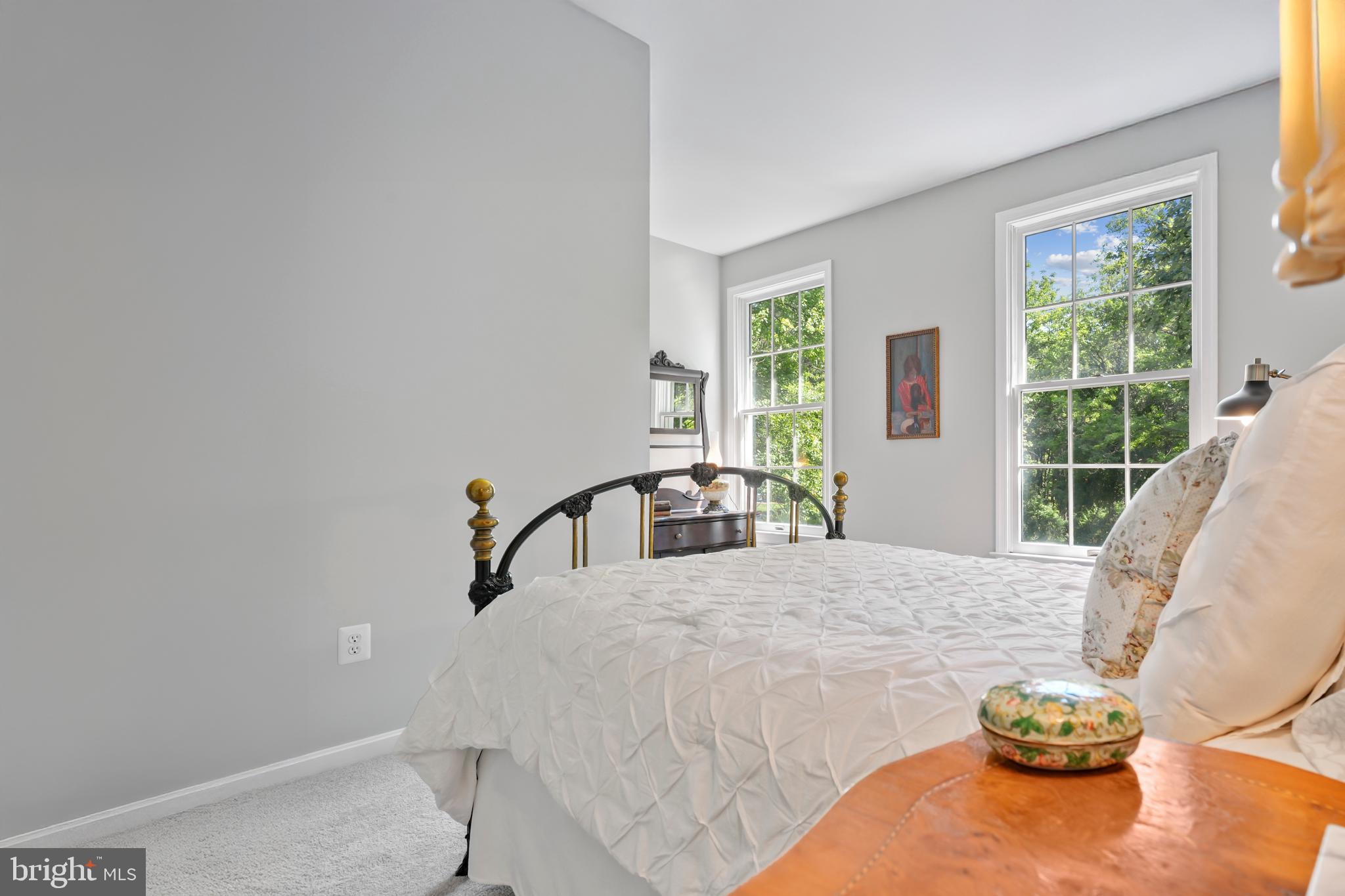 CLEMENS CROSSING - Residential