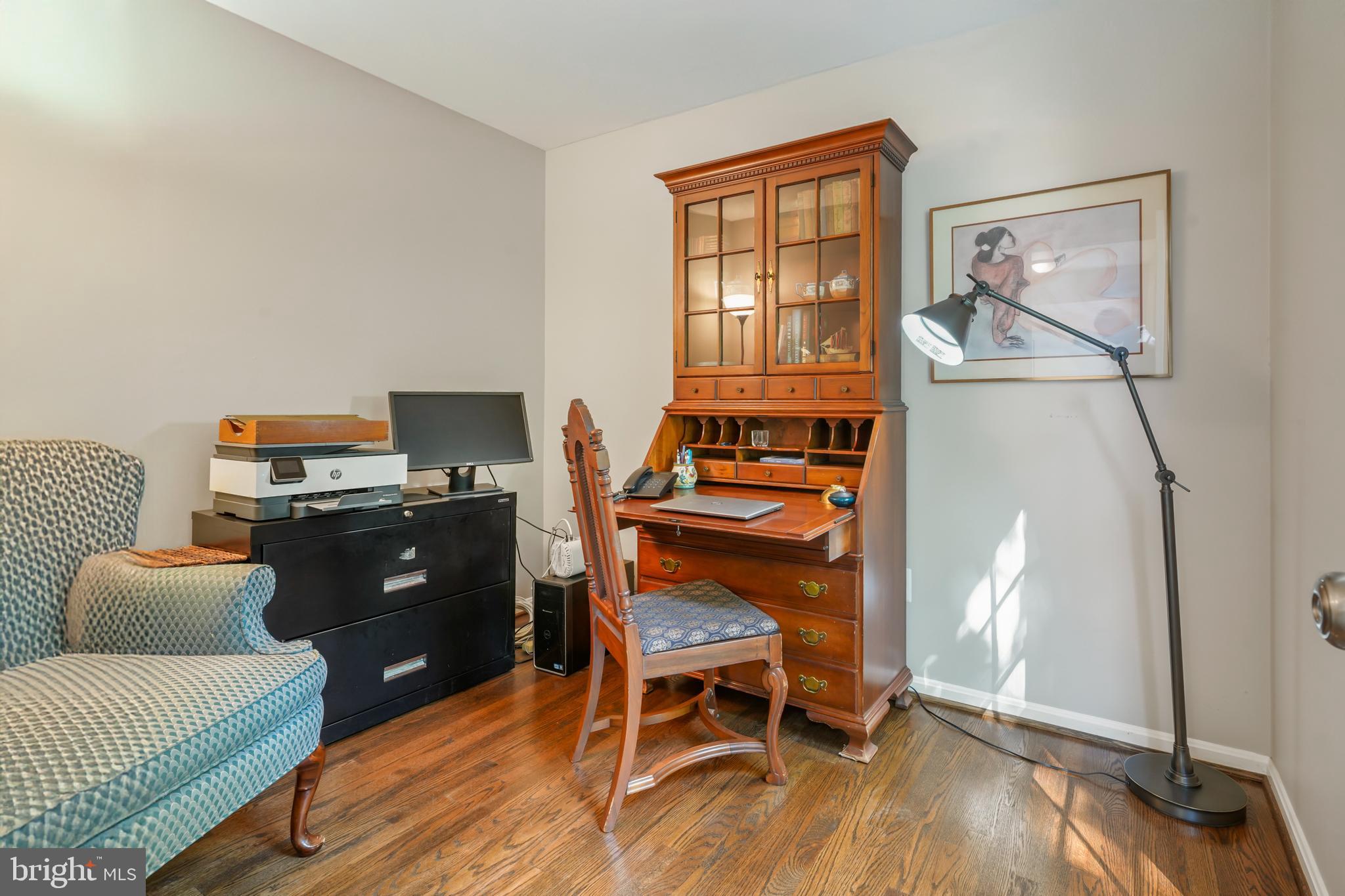 CLEMENS CROSSING - Residential