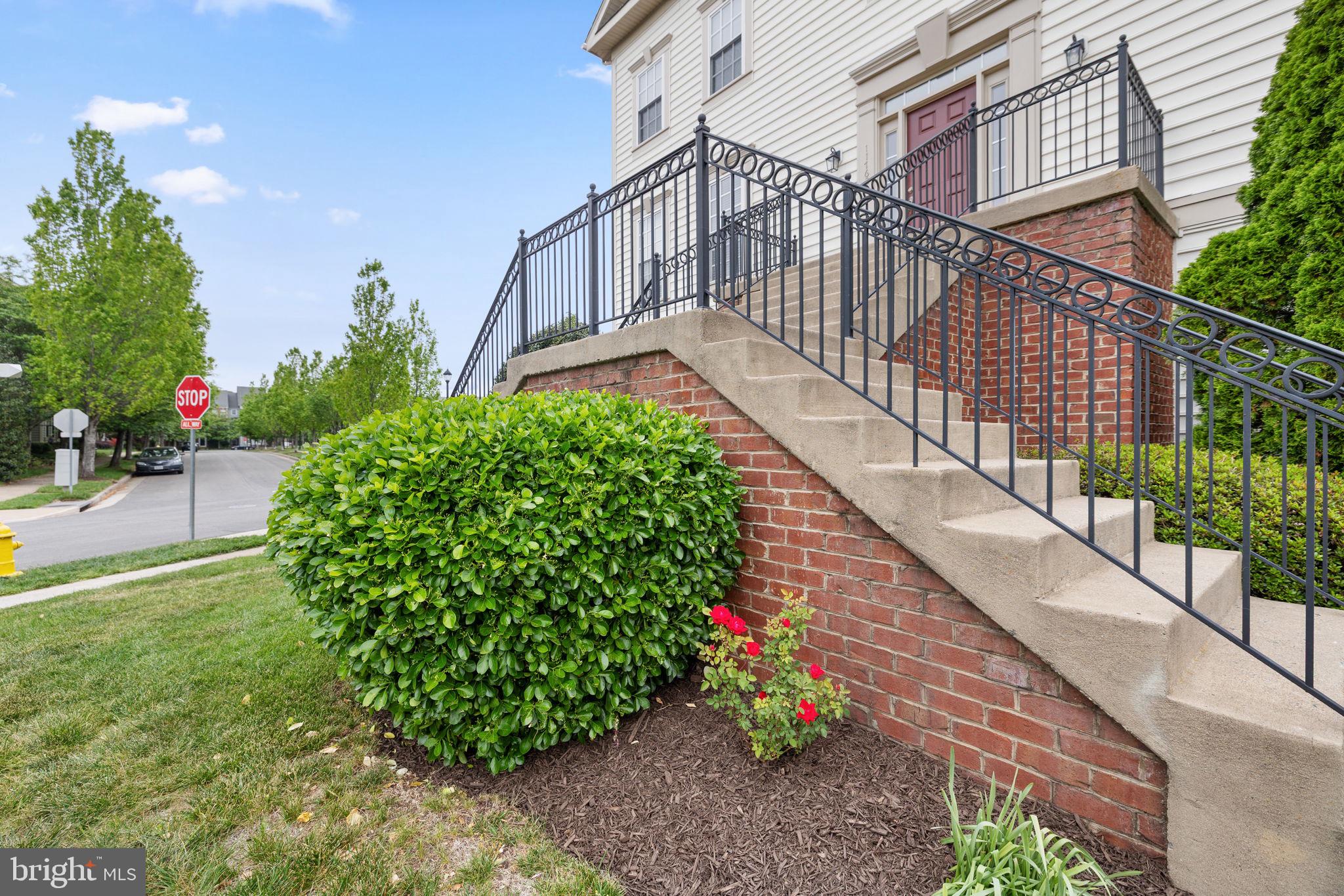 NEW BRISTOW VILLAGE - Residential