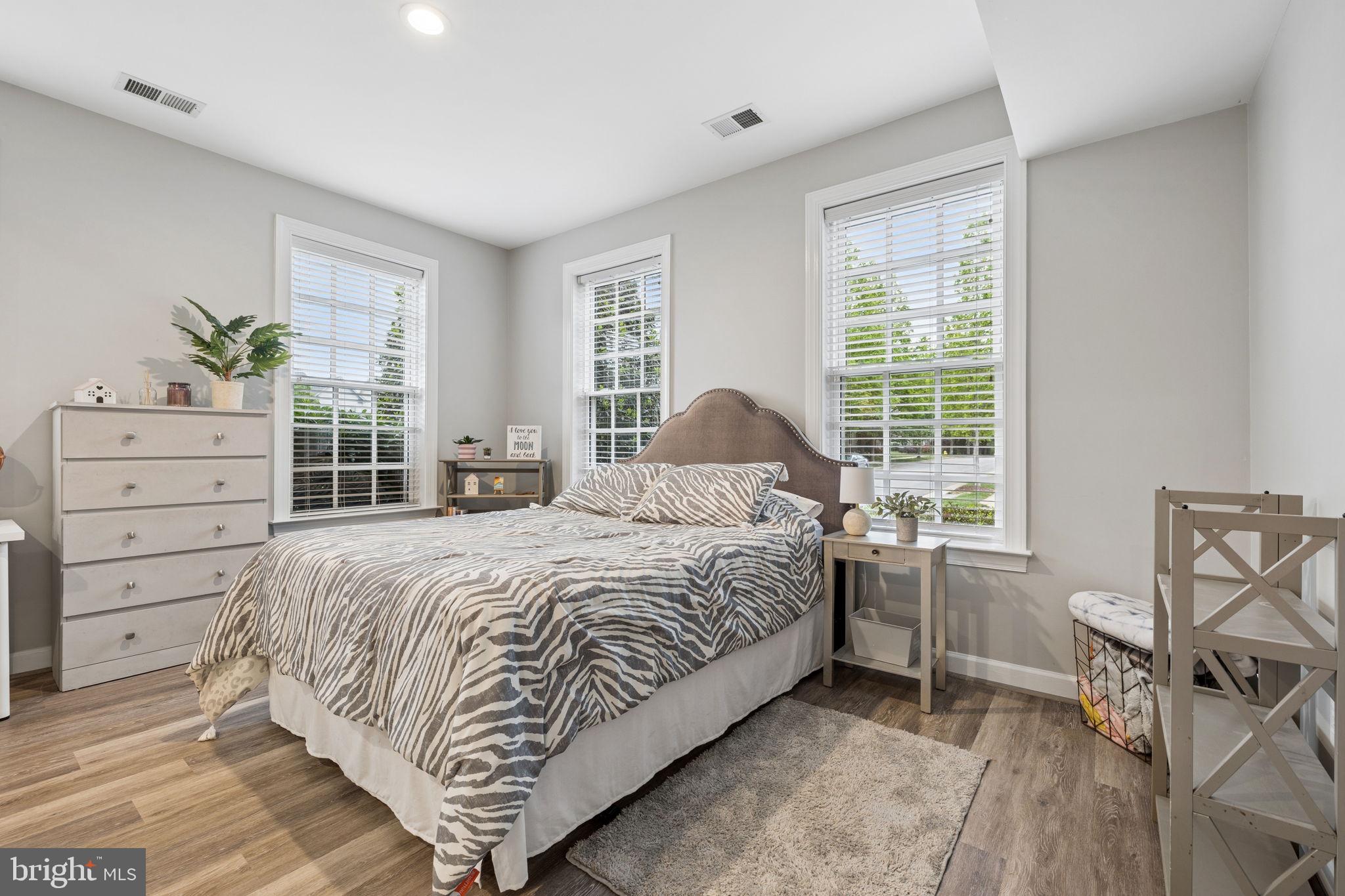 NEW BRISTOW VILLAGE - Residential
