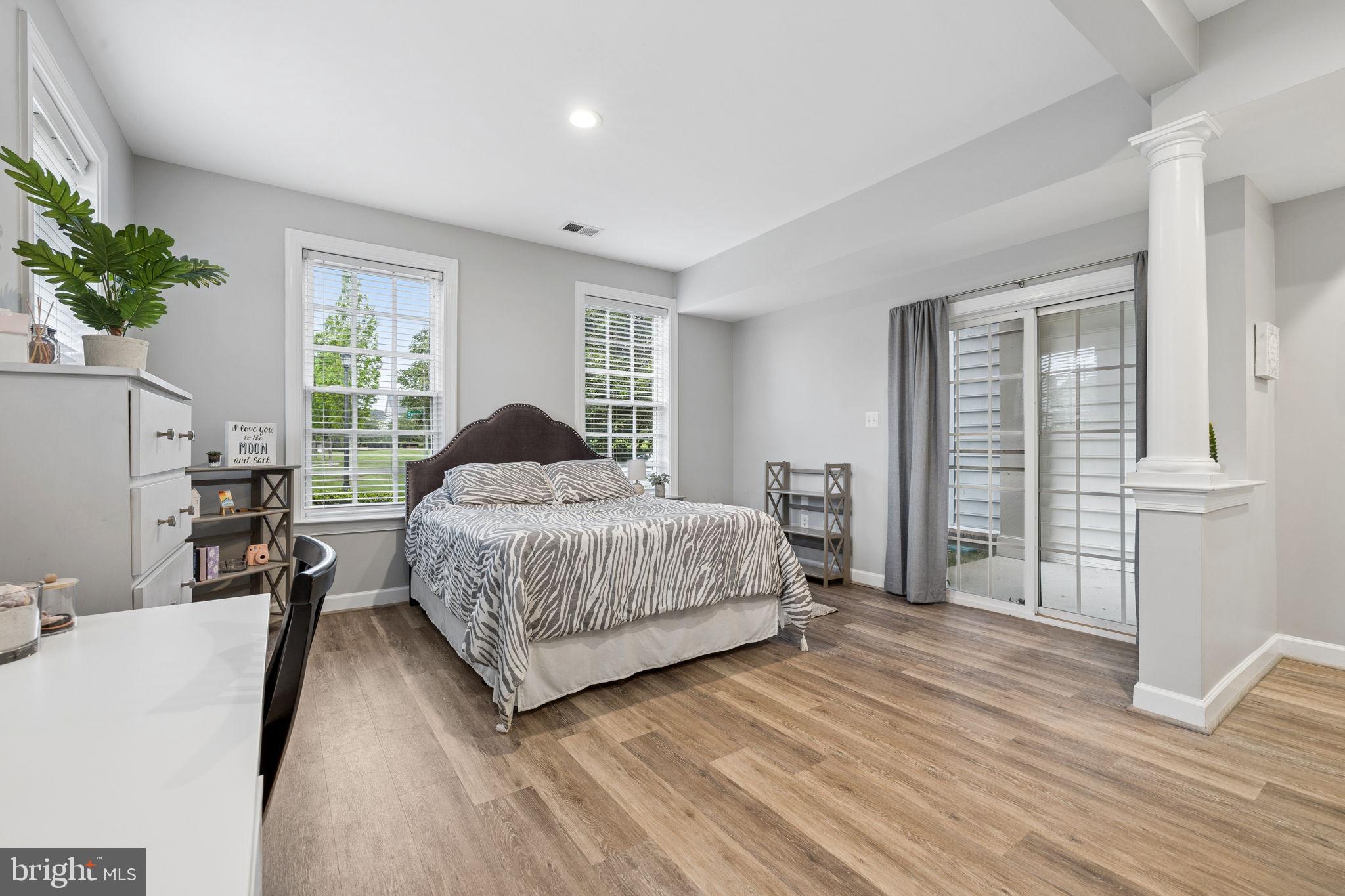 NEW BRISTOW VILLAGE - Residential