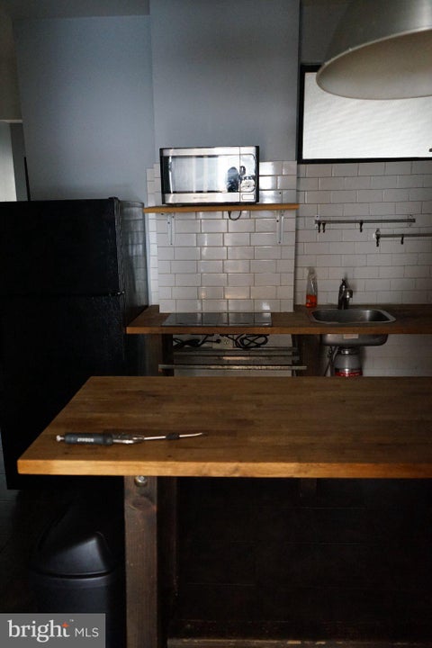 Townhouse For Rent - 1913 Page Street #1<br/> PHILADELPHIA, PA 19121