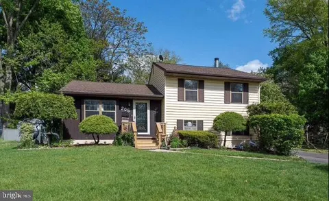 205 Bilper Avenue, Lindenwold, NJ MLS: NJCD2091850